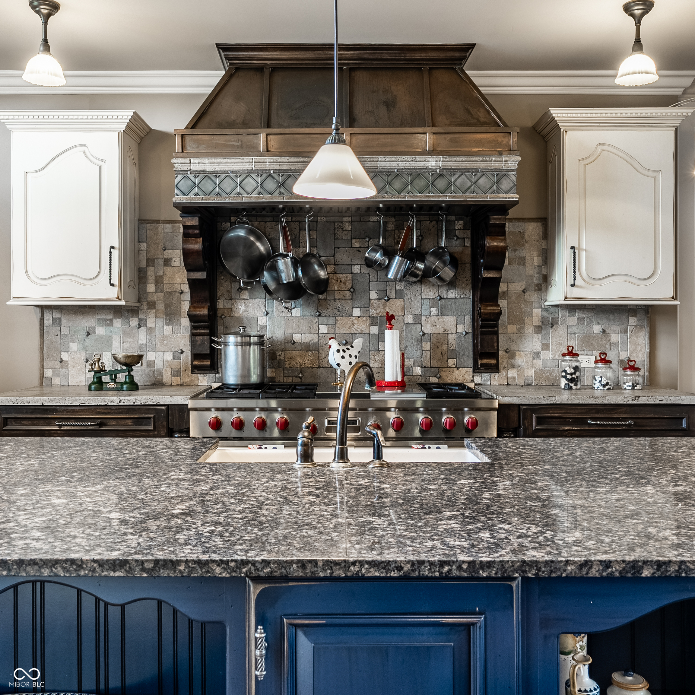 1089 Laurelwood