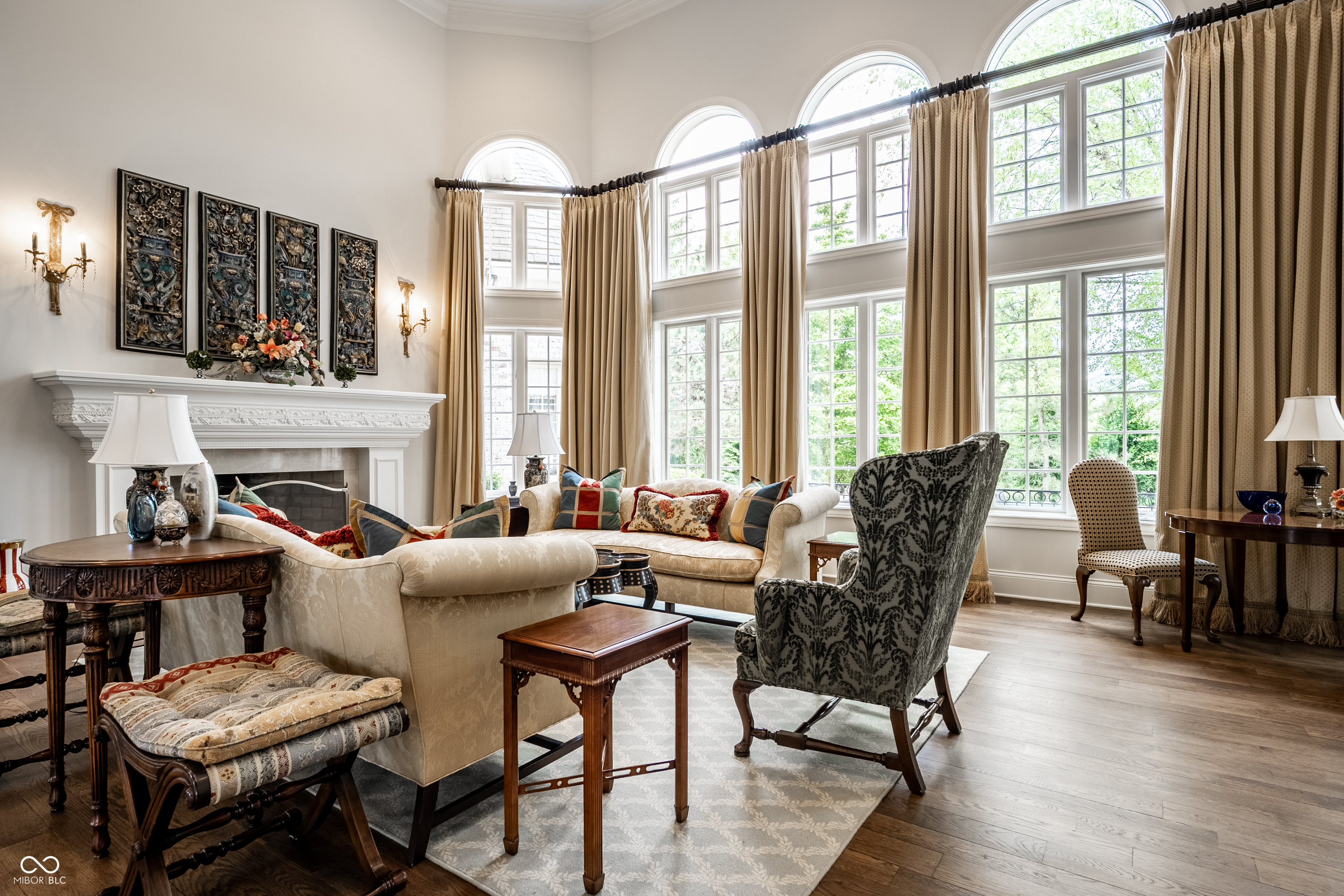 1089 Laurelwood
