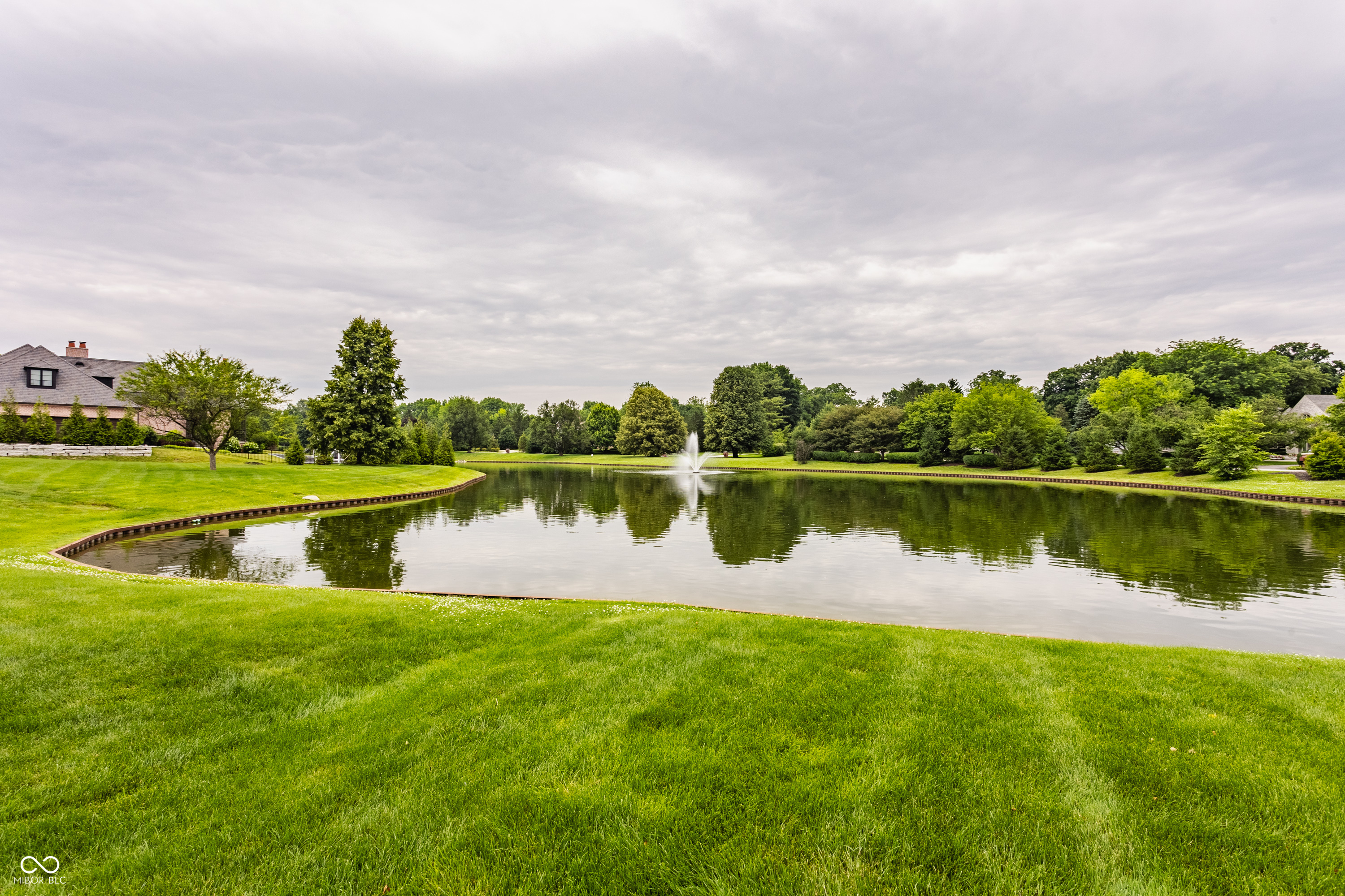 1089 Laurelwood