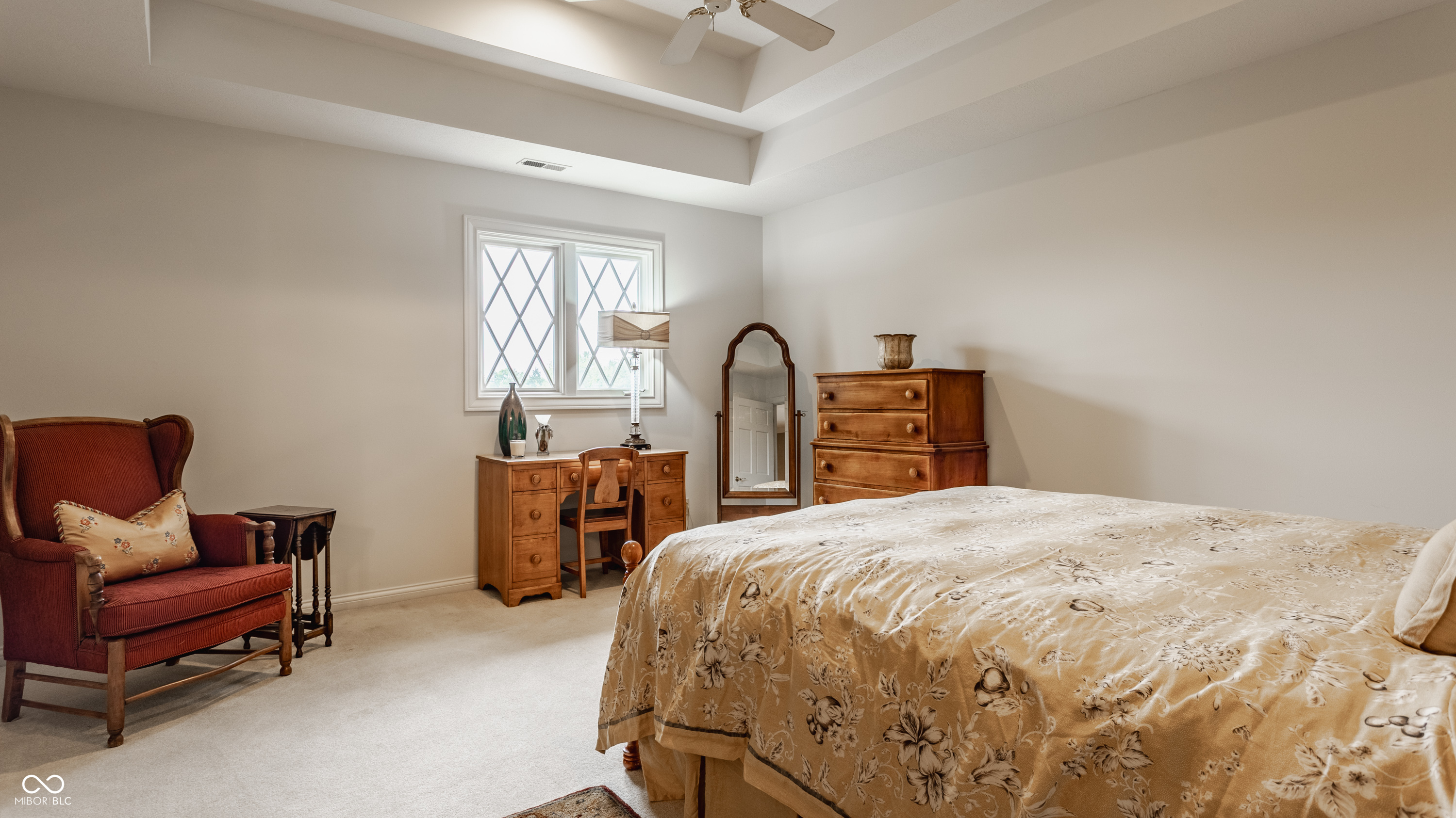 1089 Laurelwood