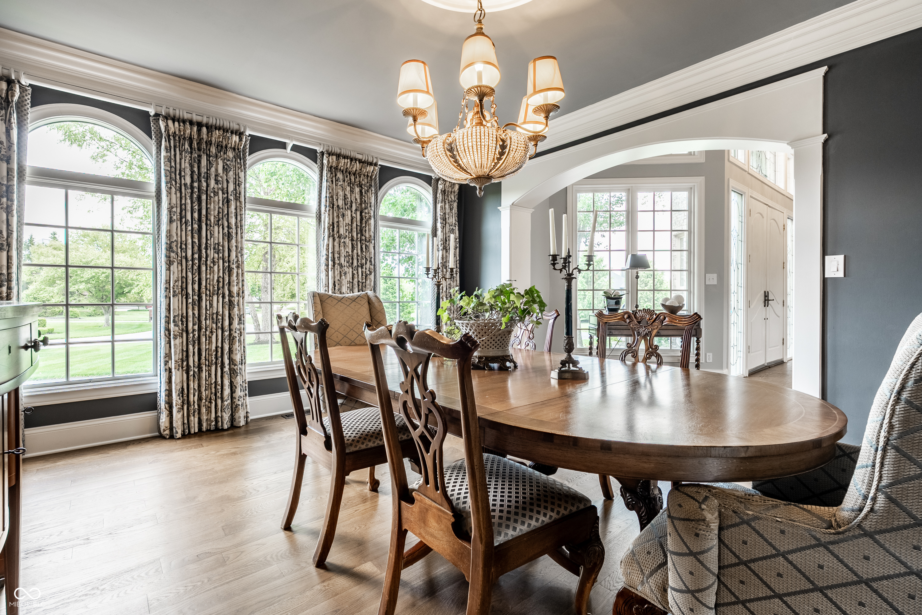 1089 Laurelwood