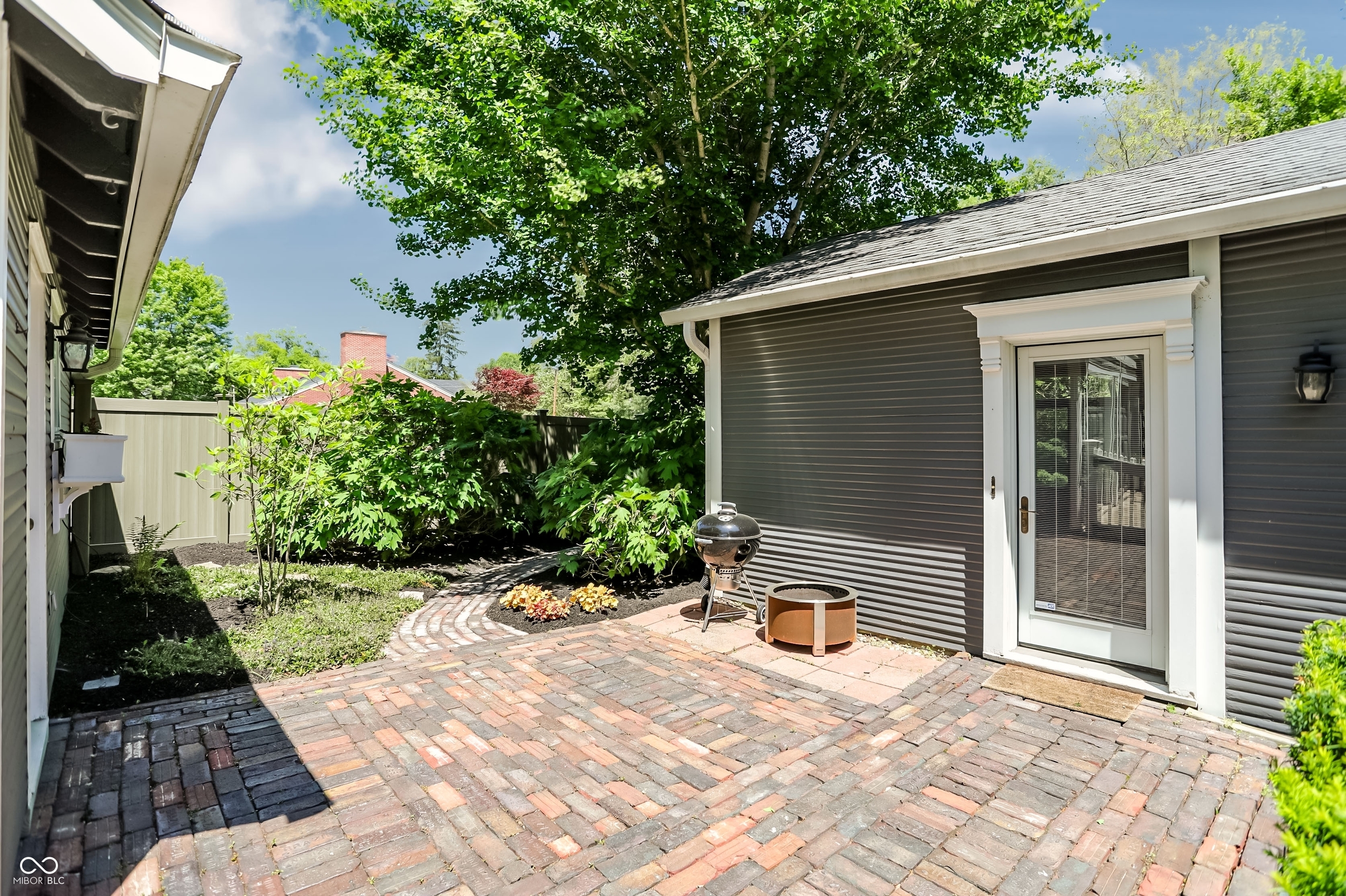 420 W Pine Street