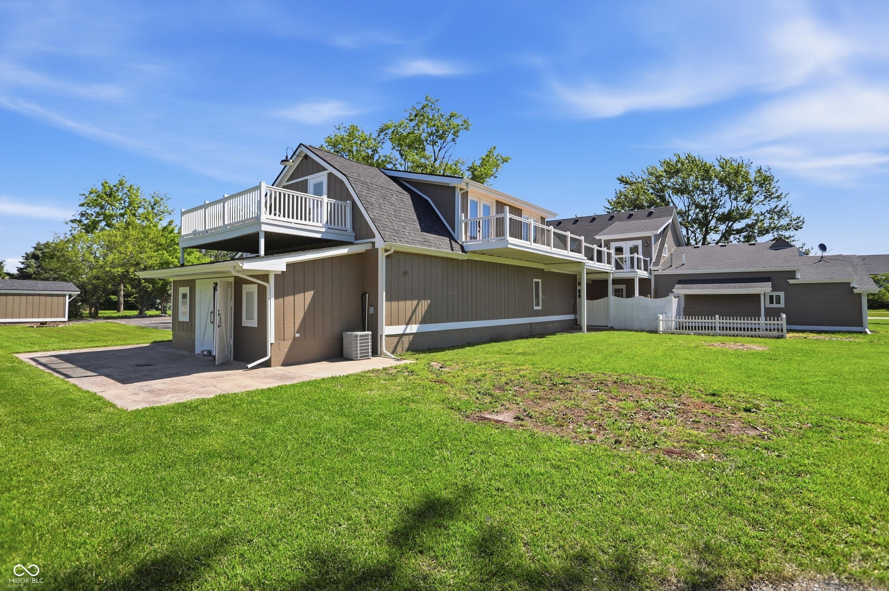 6336 N Carroll Road