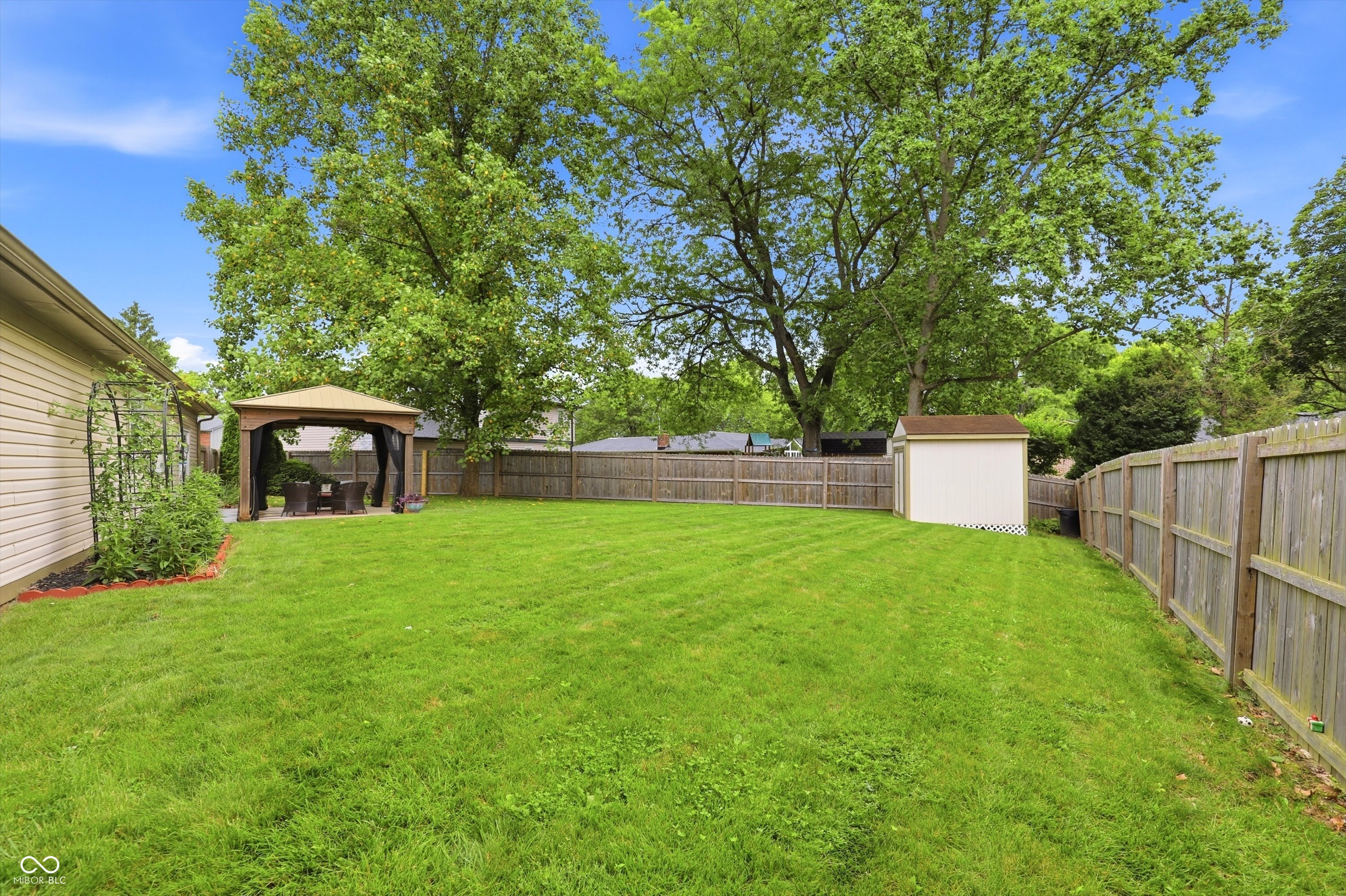 8035 Vineyard Drive