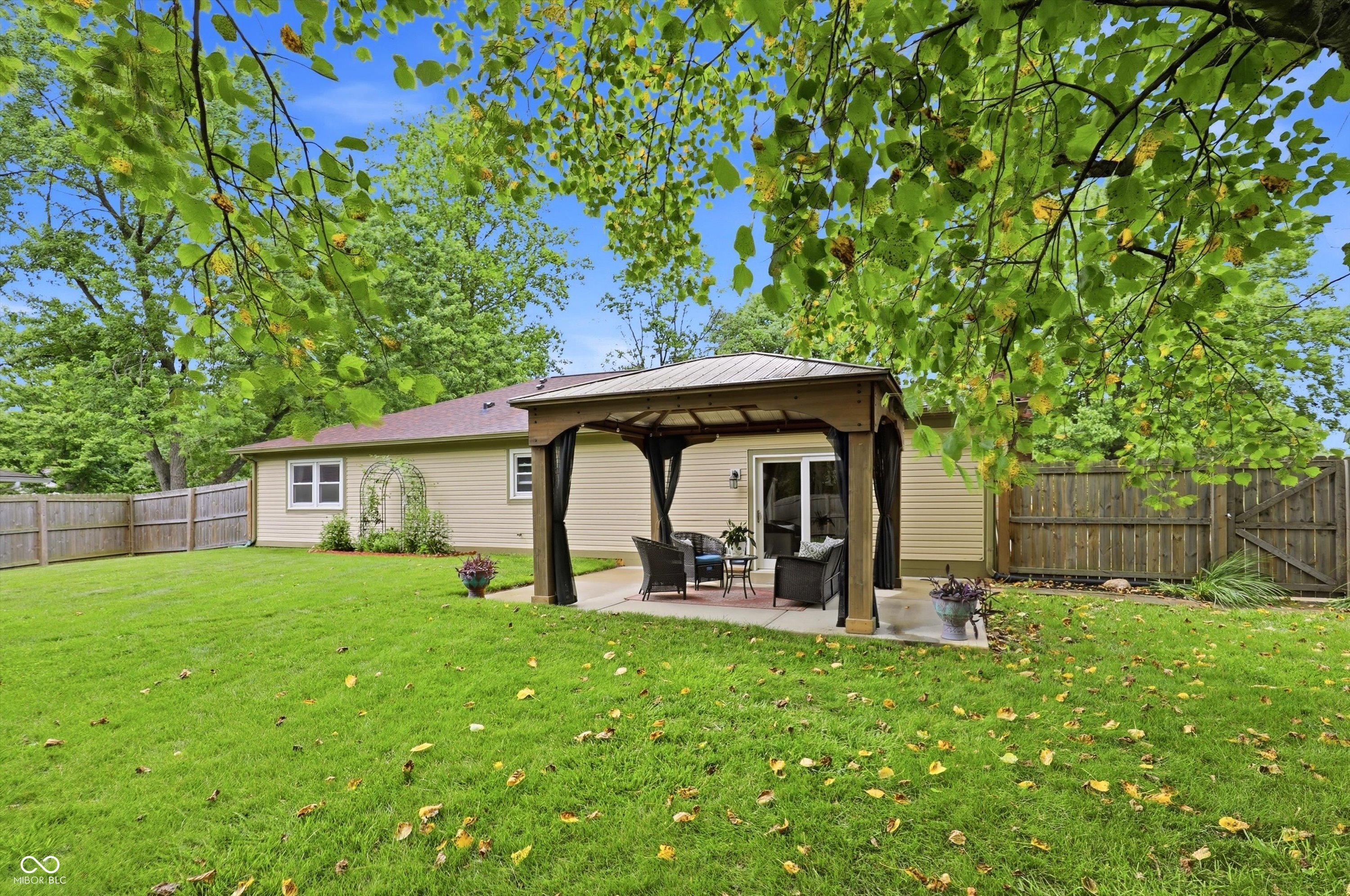 8035 Vineyard Drive