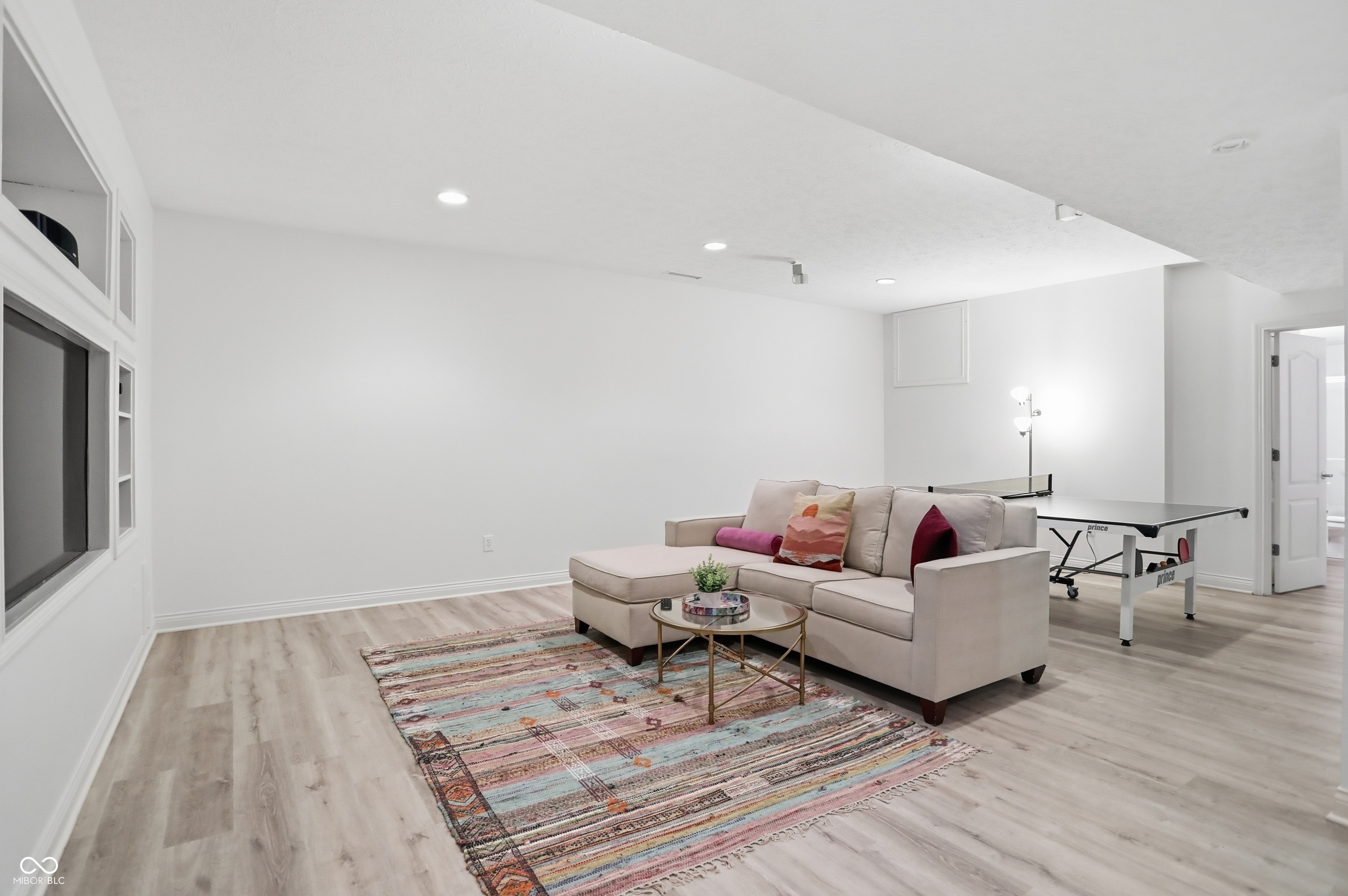 15486 Mission Hills Drive