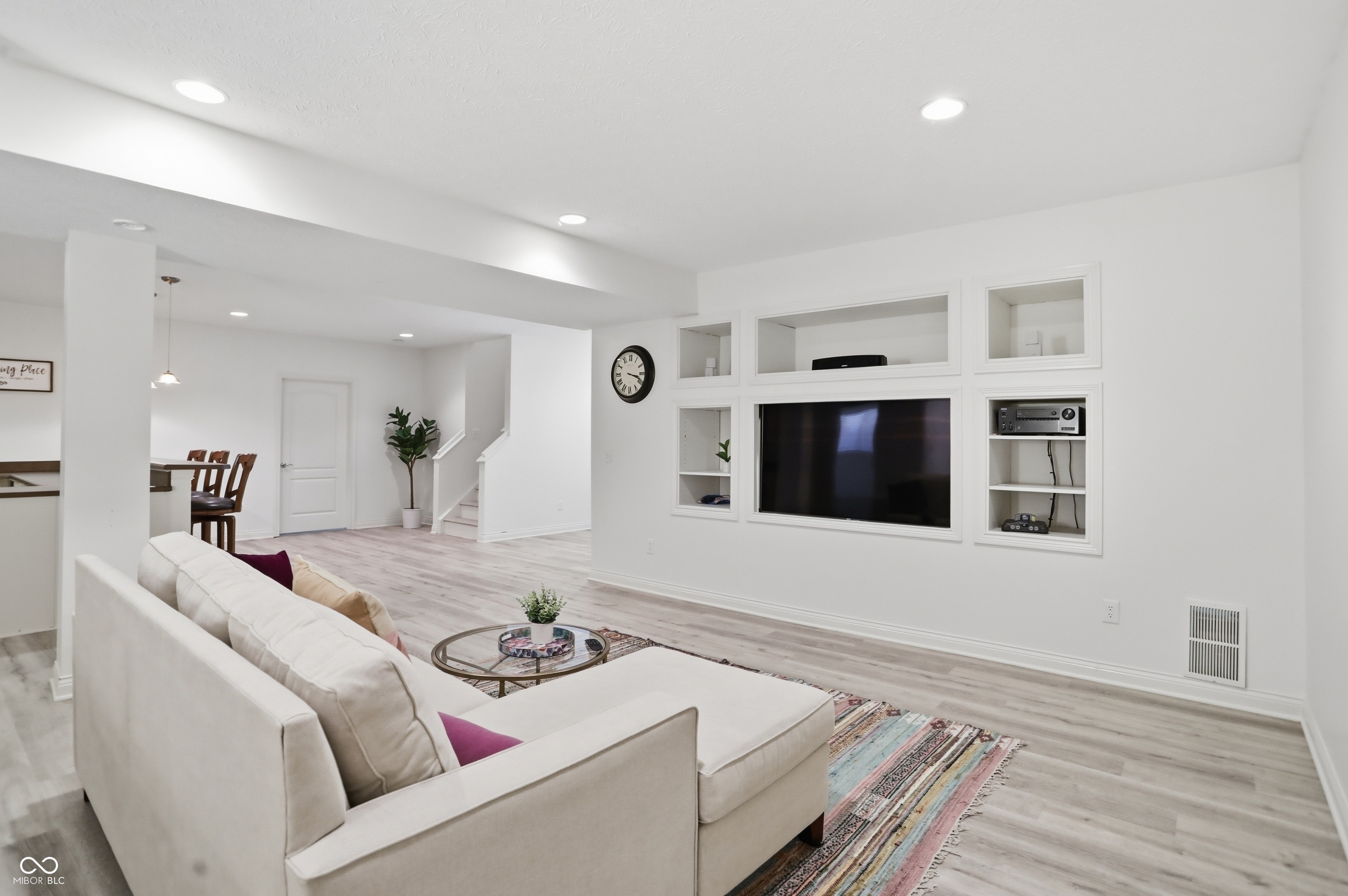 15486 Mission Hills Drive