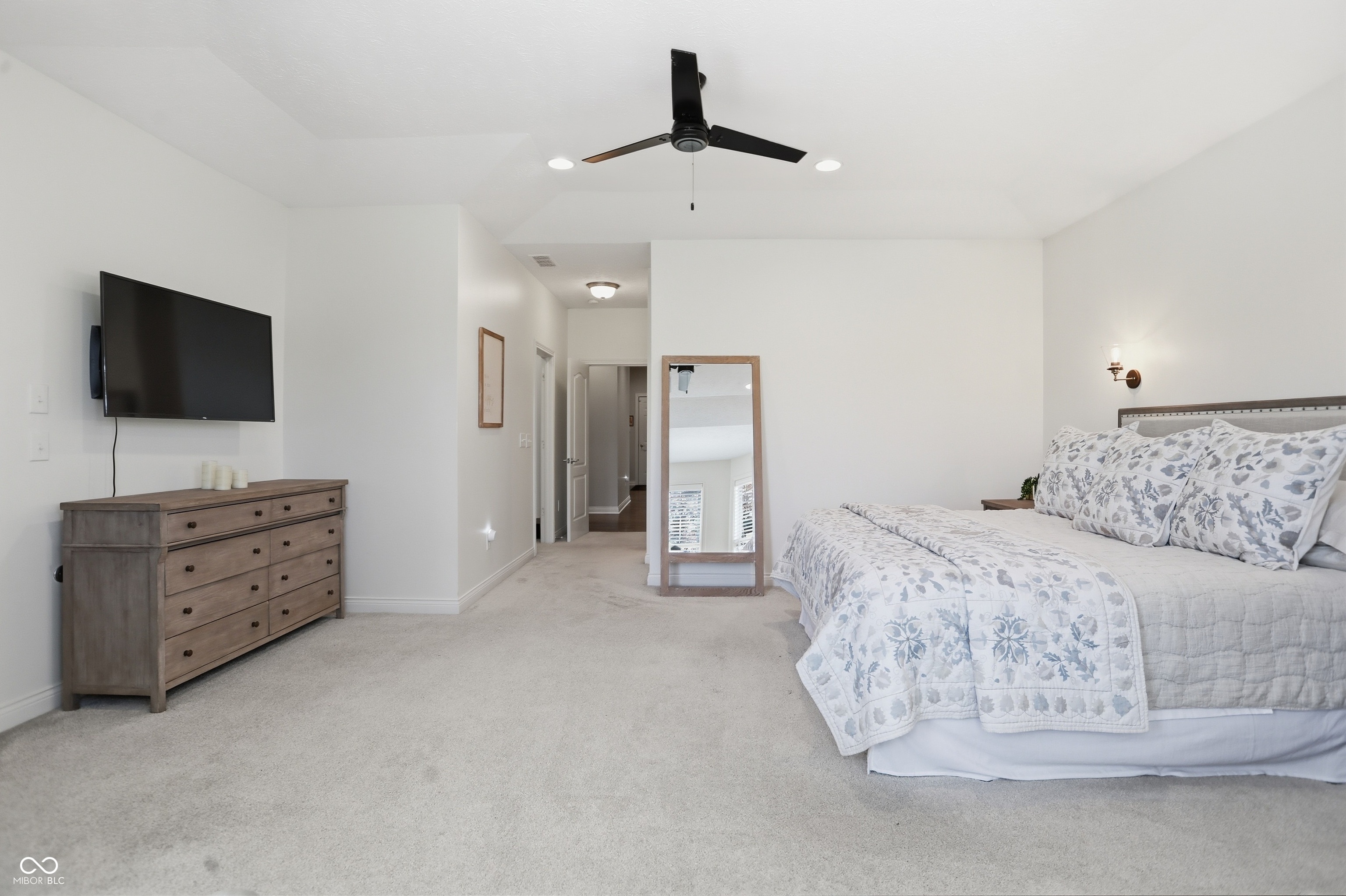 15486 Mission Hills Drive