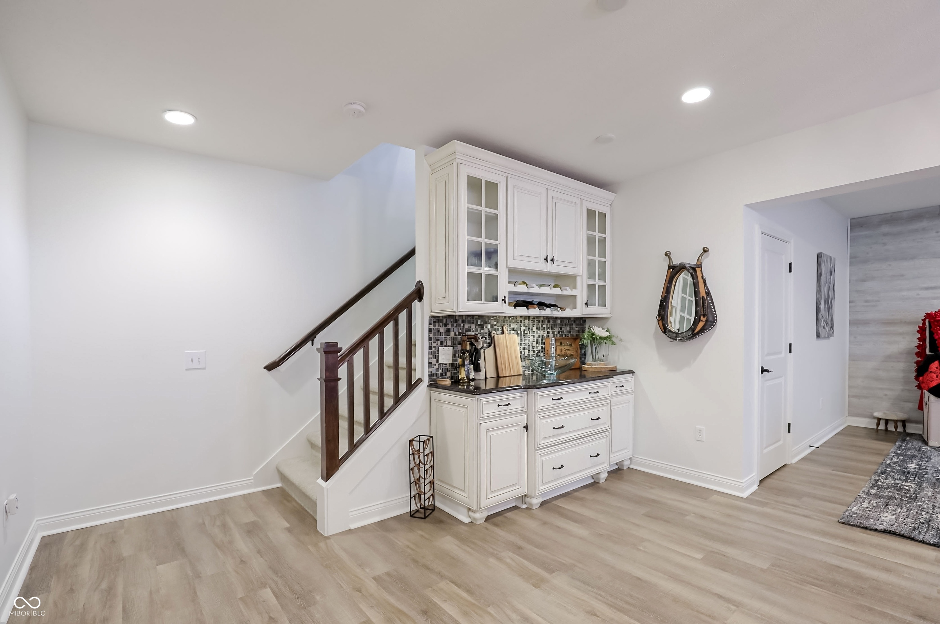 15669 Bethpage Trail