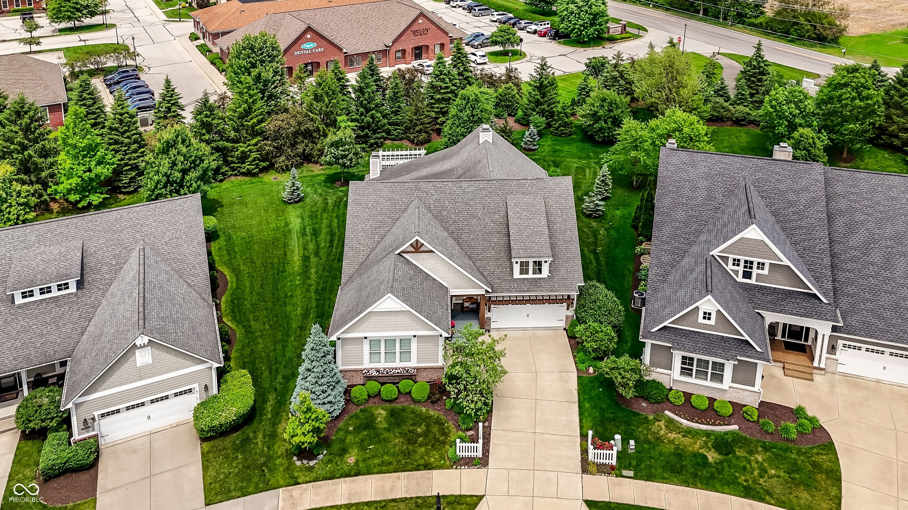 15669 Bethpage Trail