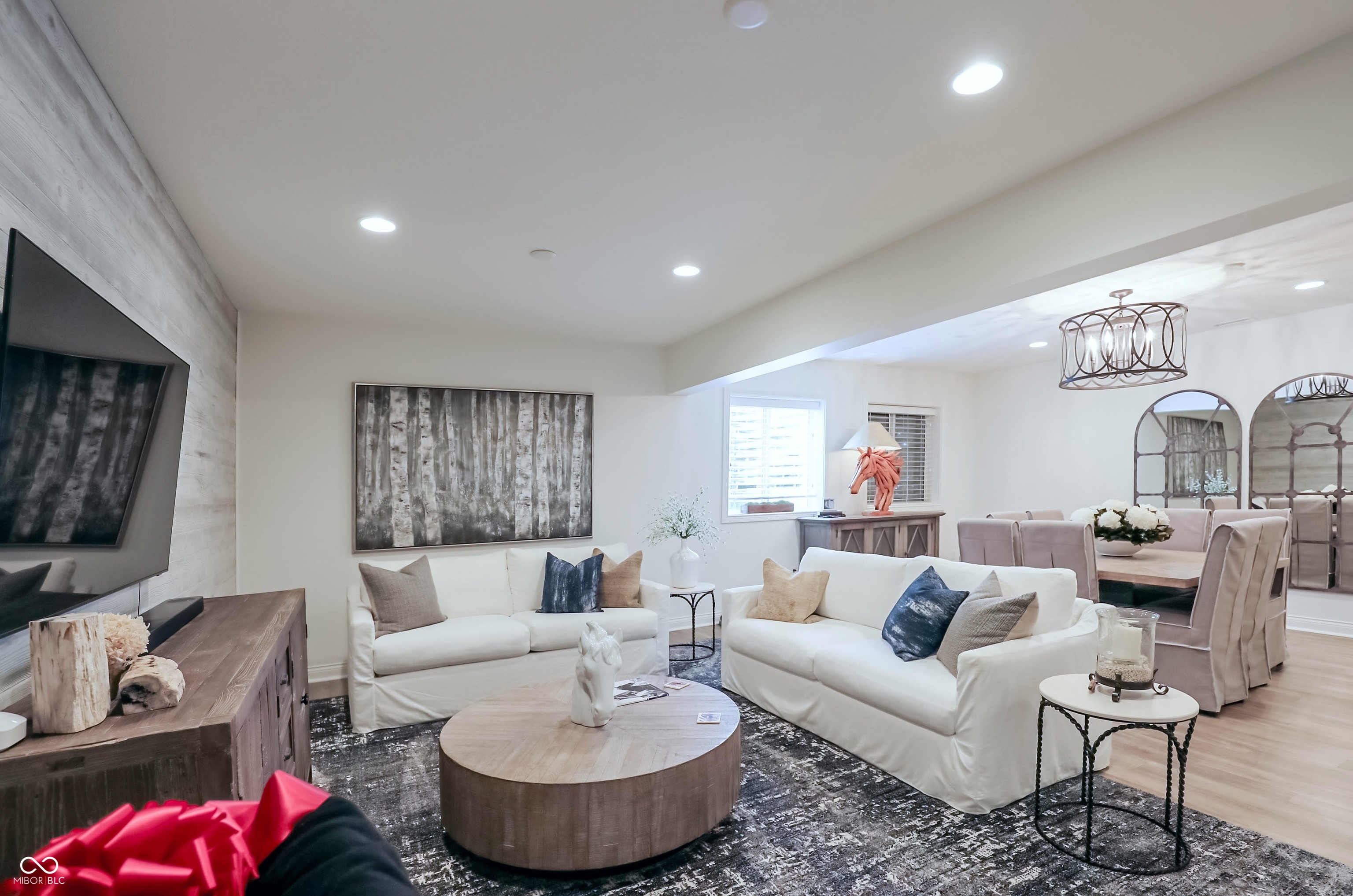 15669 Bethpage Trail