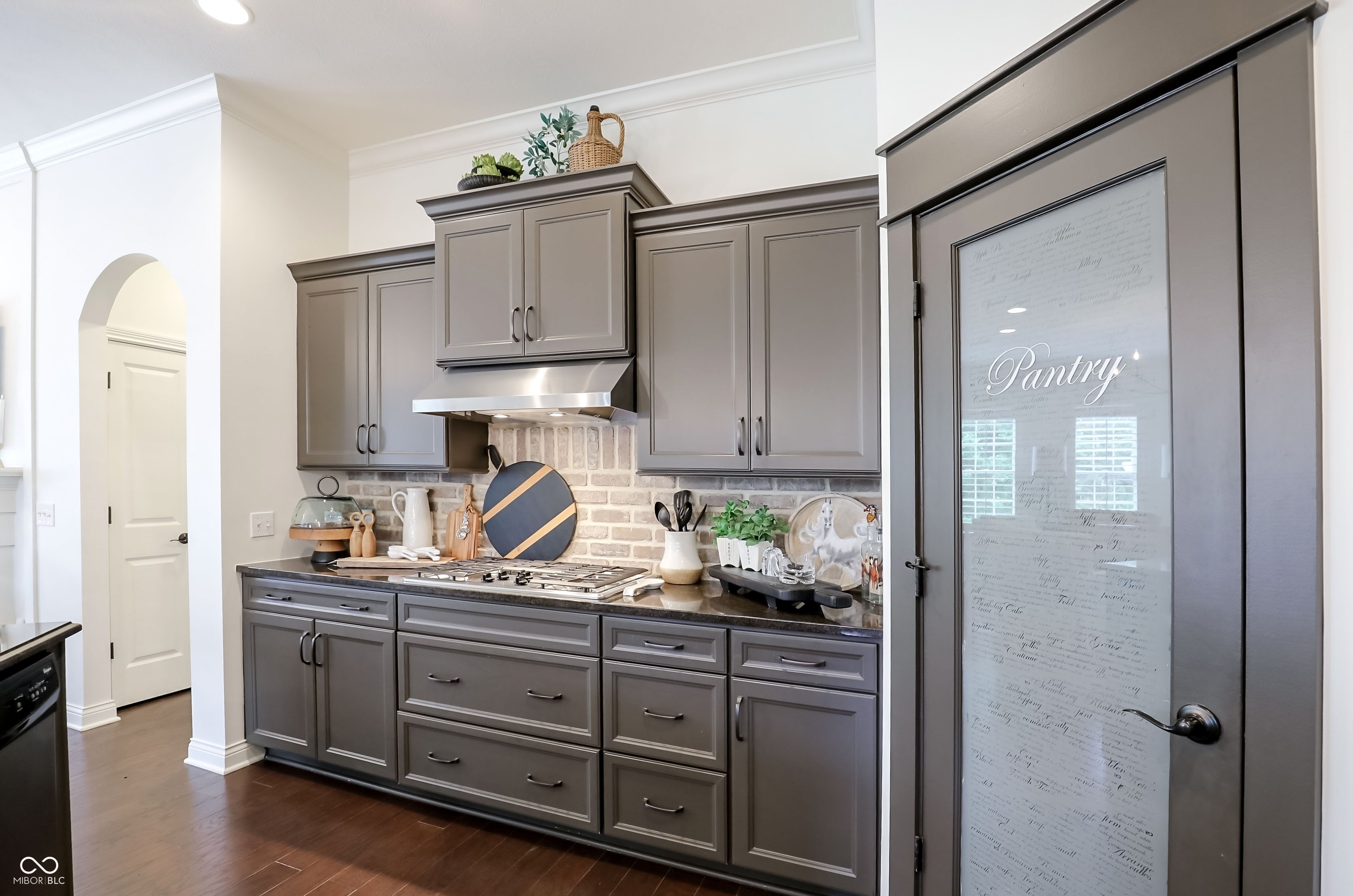 15669 Bethpage Trail
