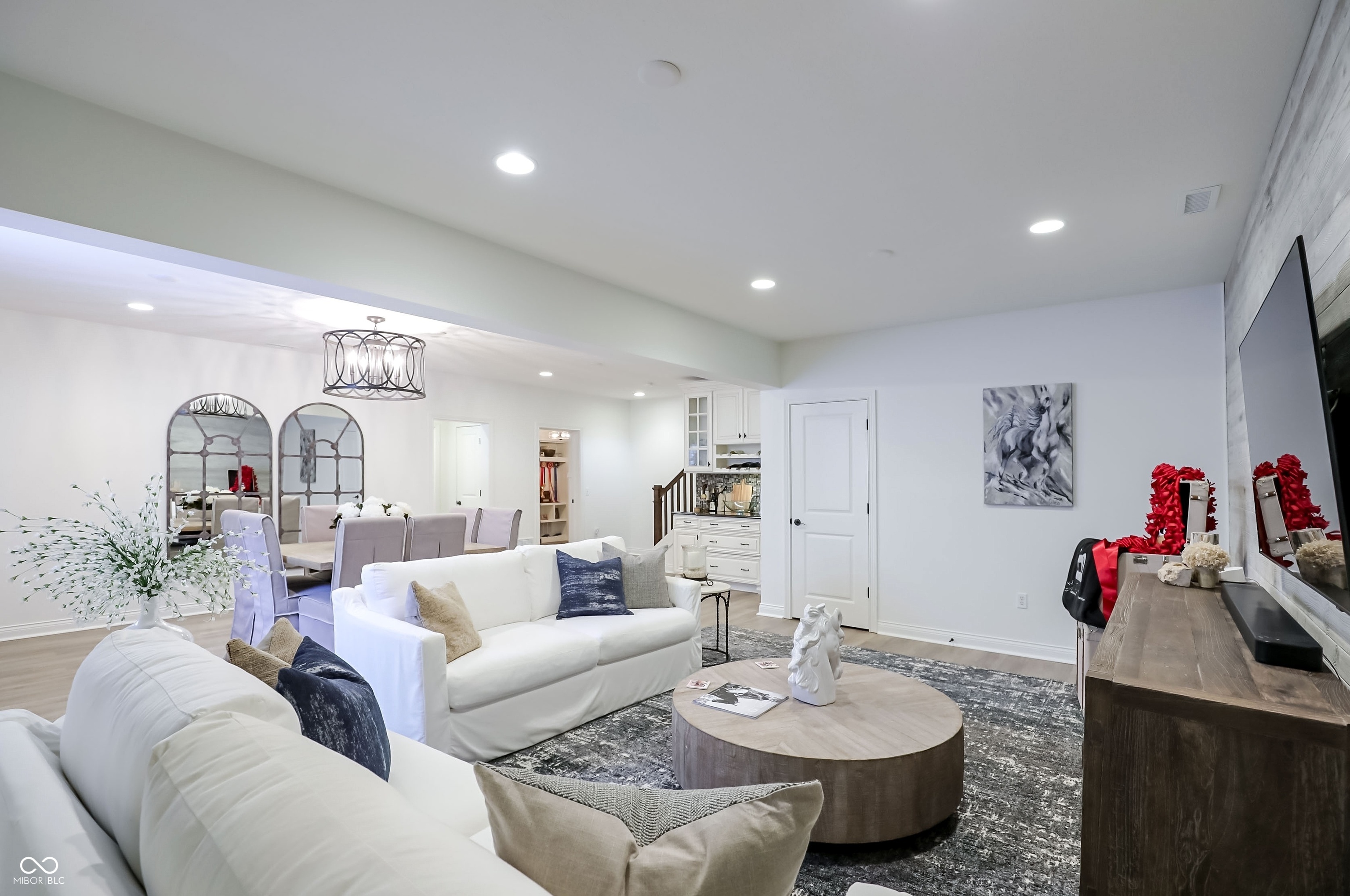 15669 Bethpage Trail