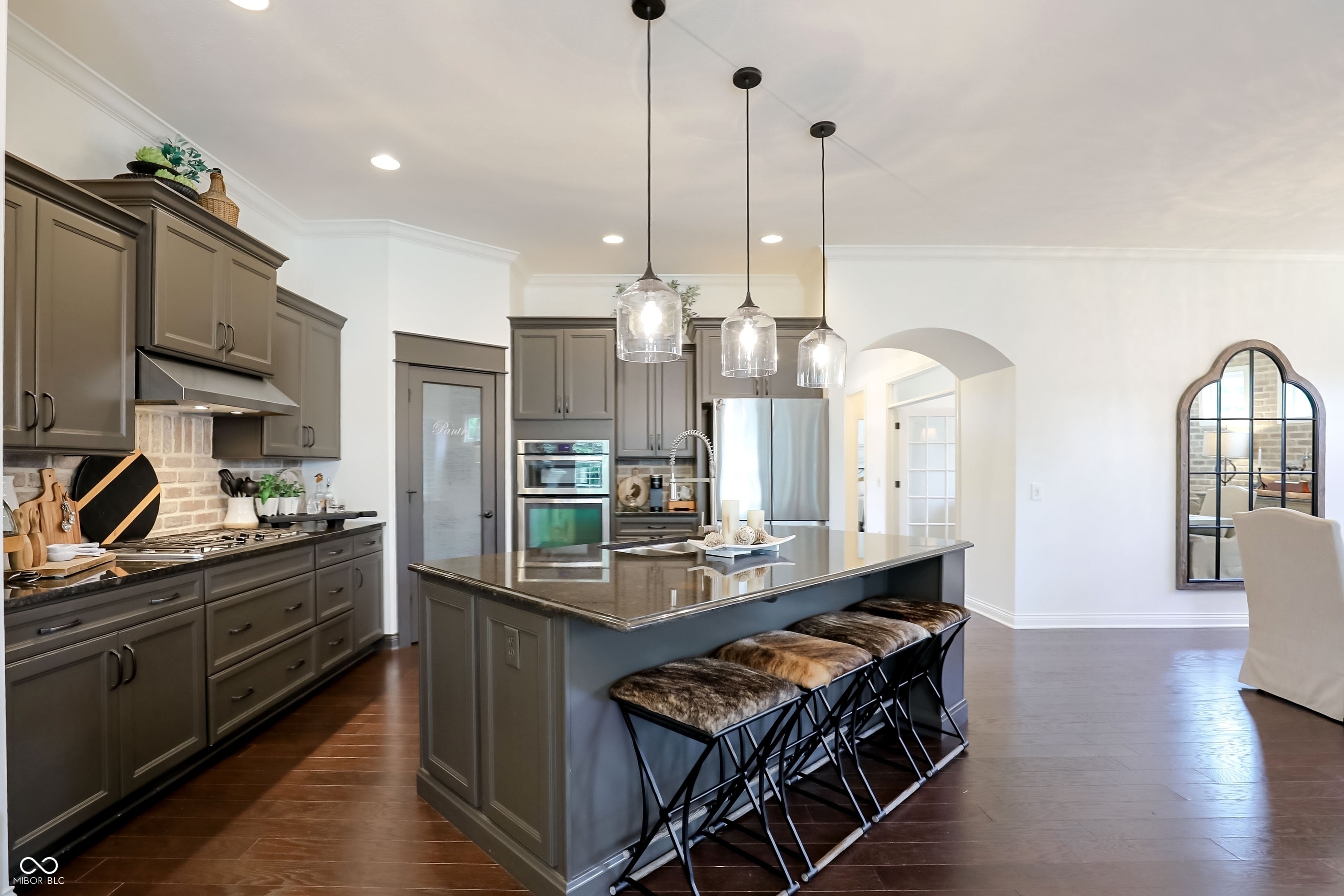 15669 Bethpage Trail