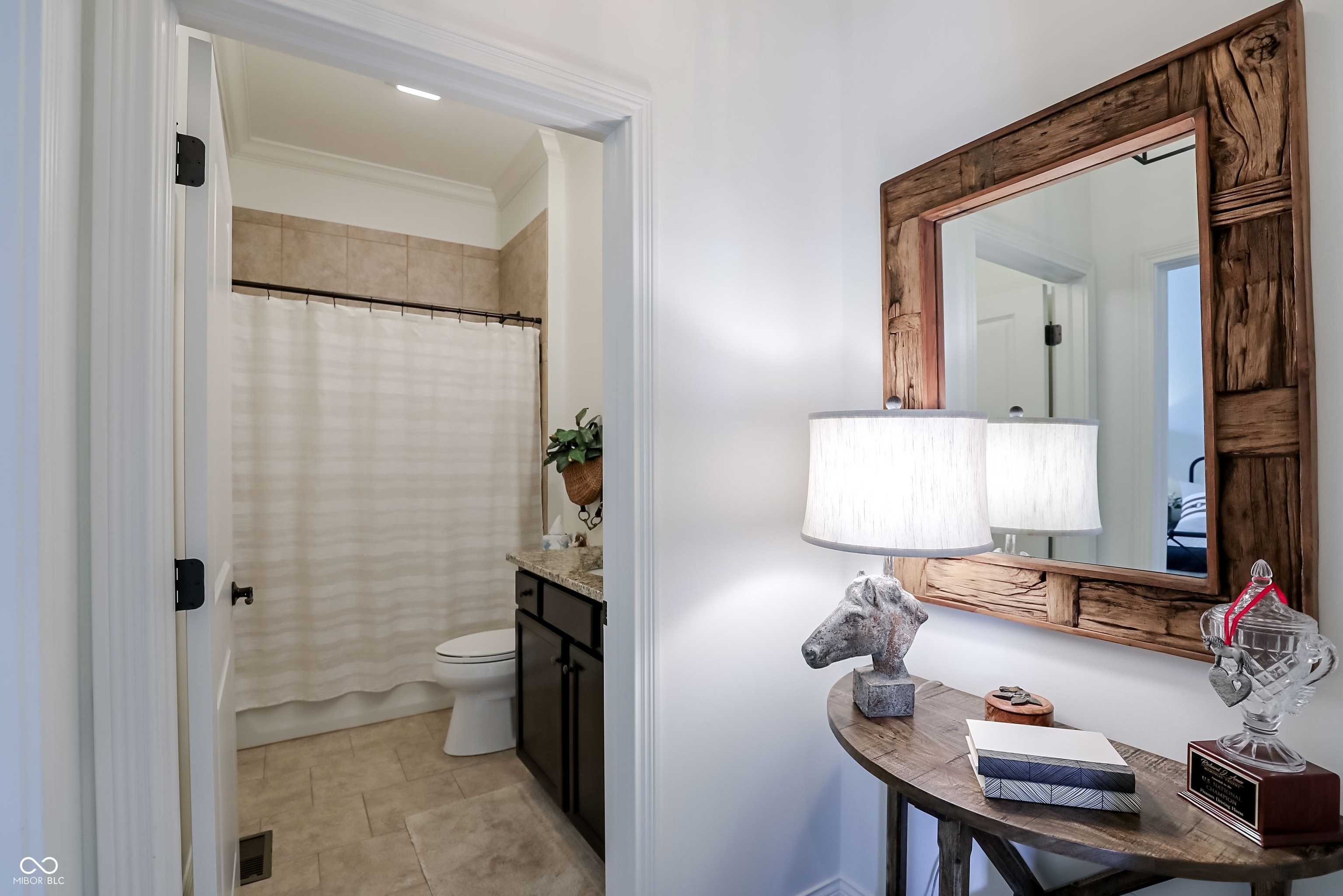 15669 Bethpage Trail