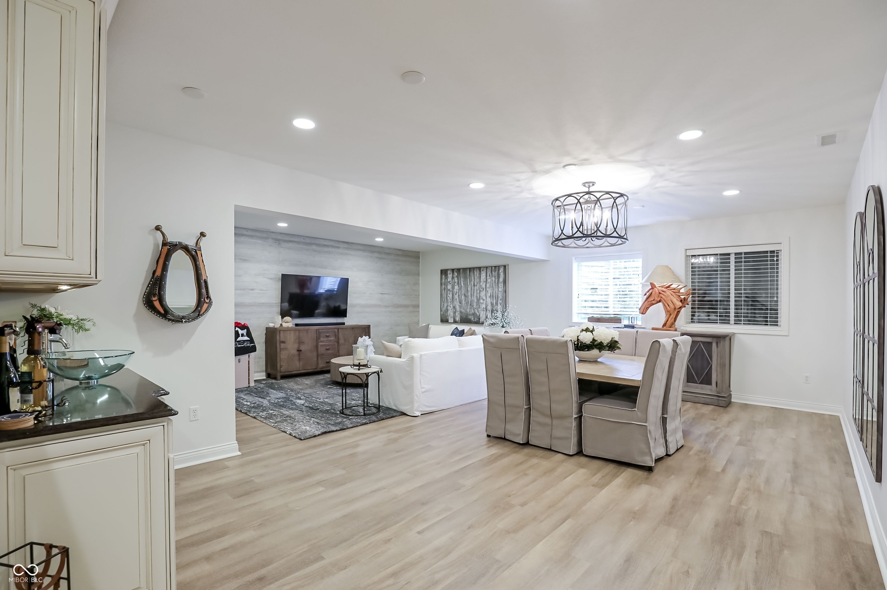 15669 Bethpage Trail
