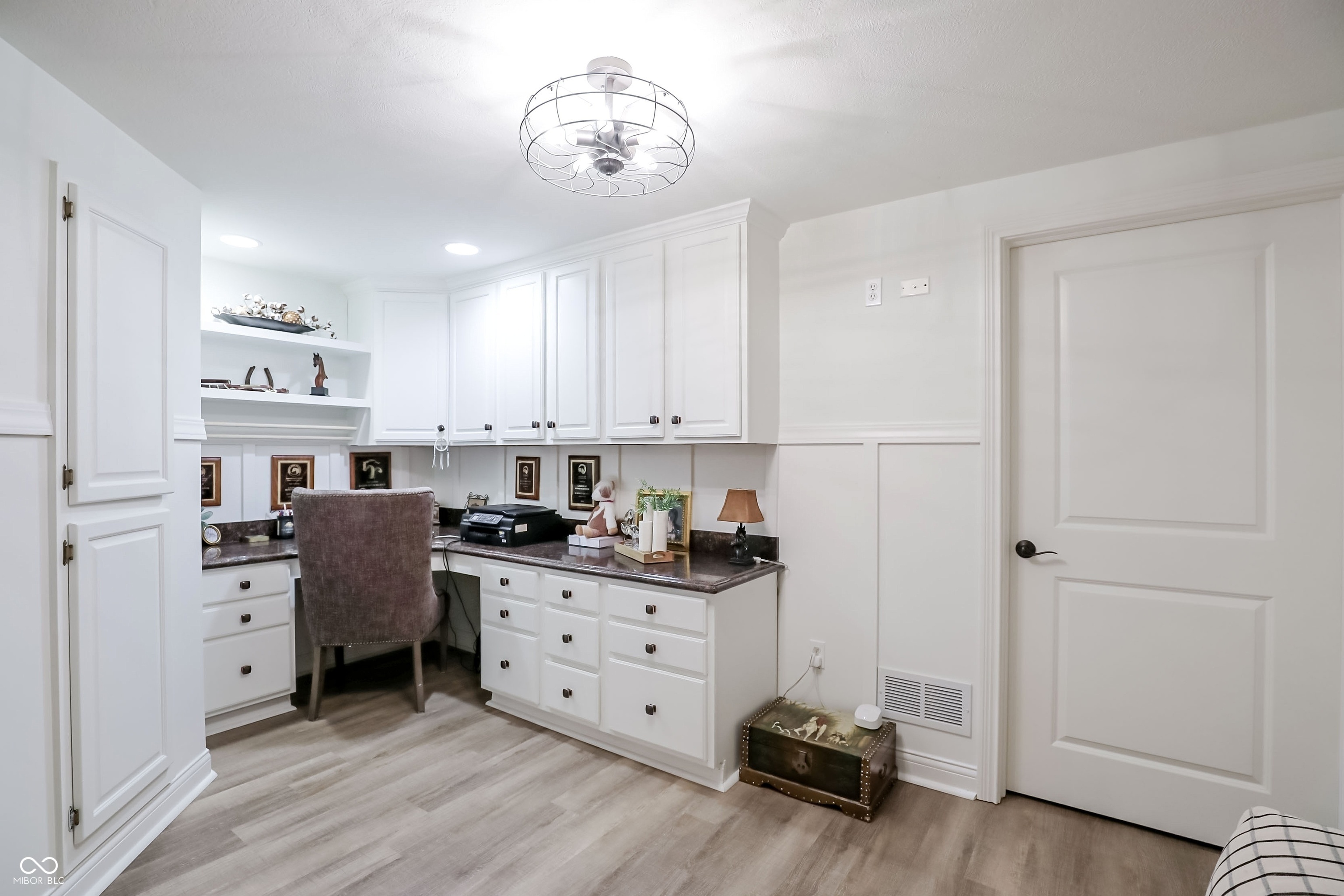 15669 Bethpage Trail