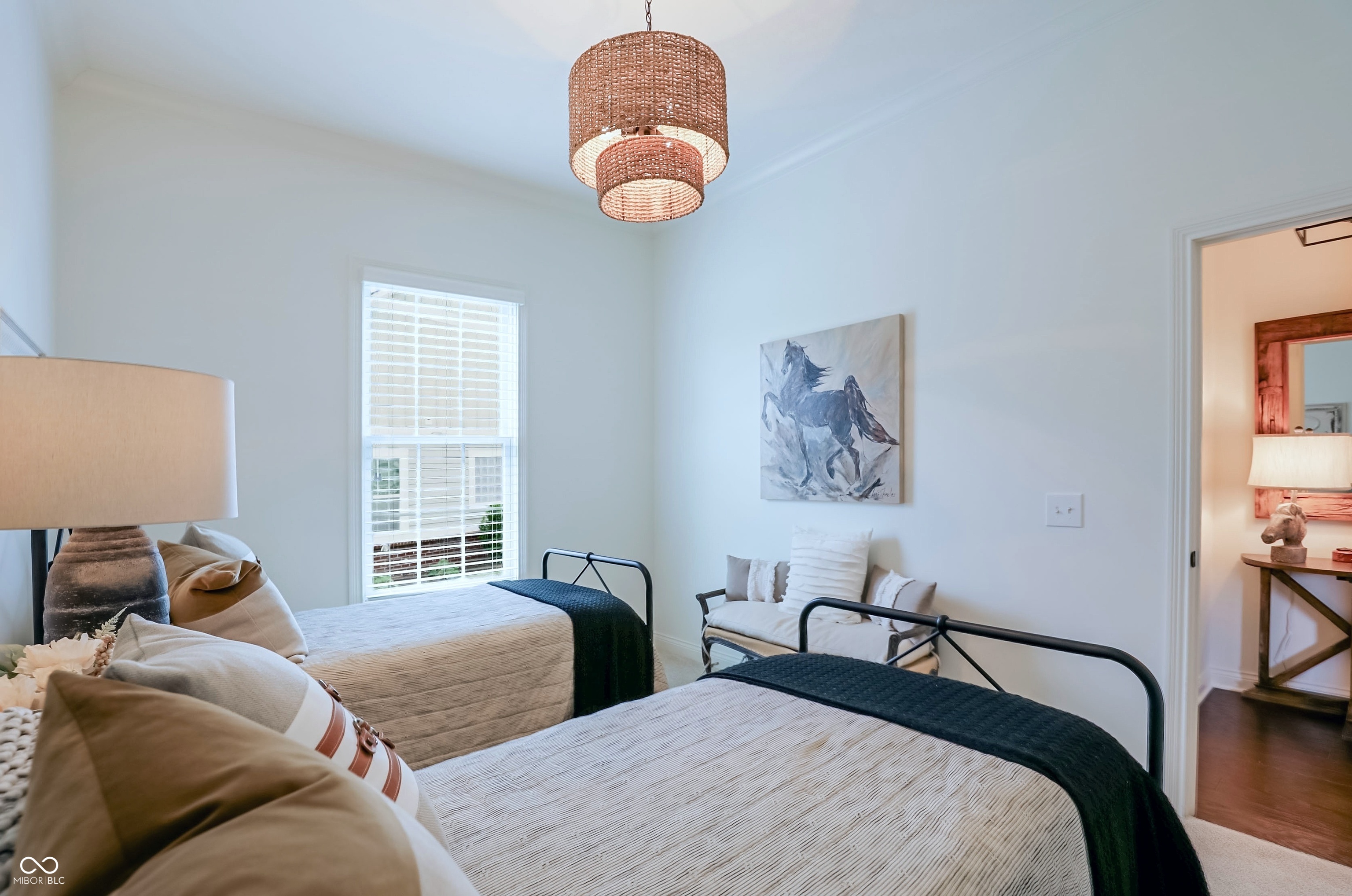 15669 Bethpage Trail