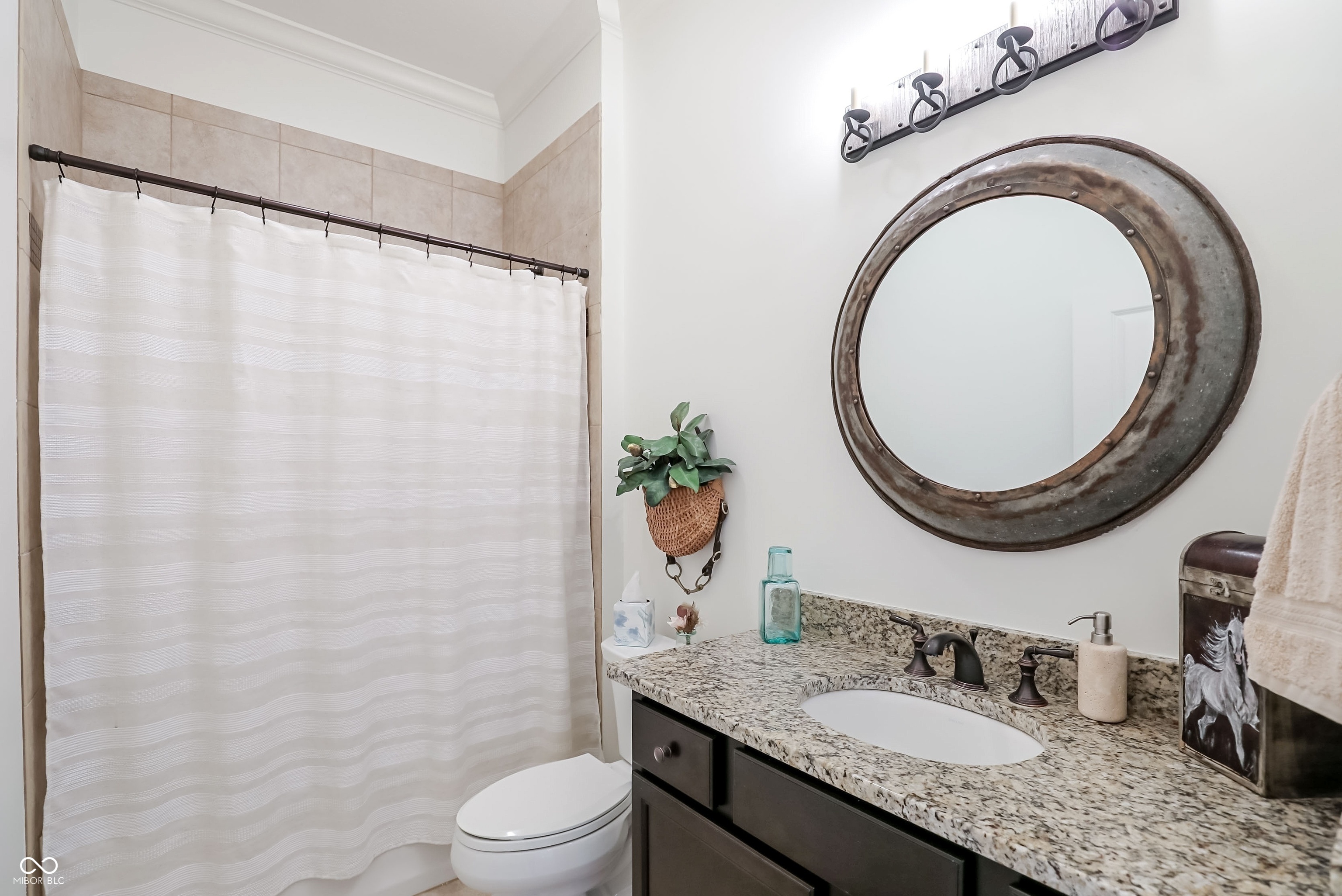 15669 Bethpage Trail