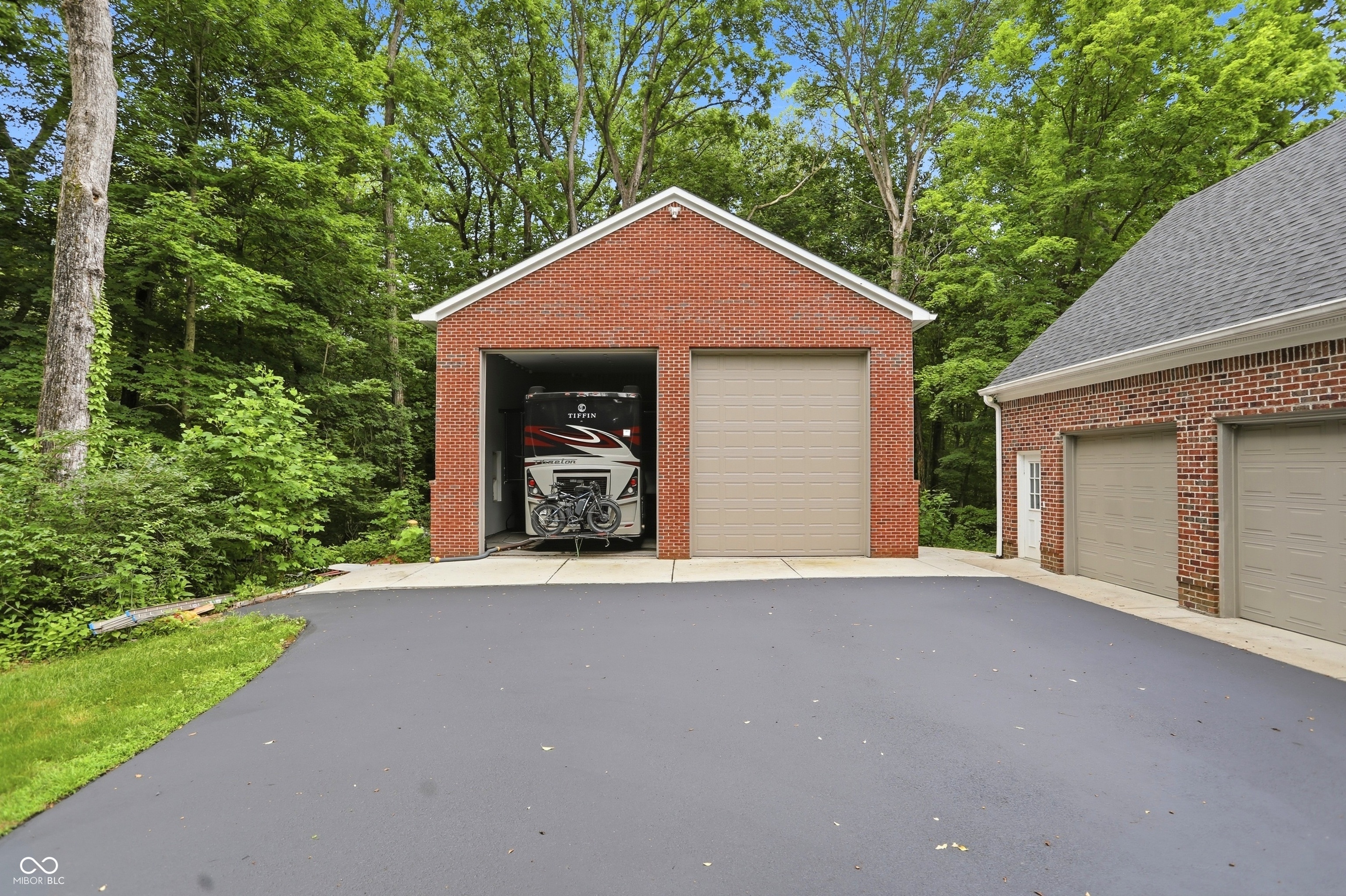 8820 Mud Creek Road