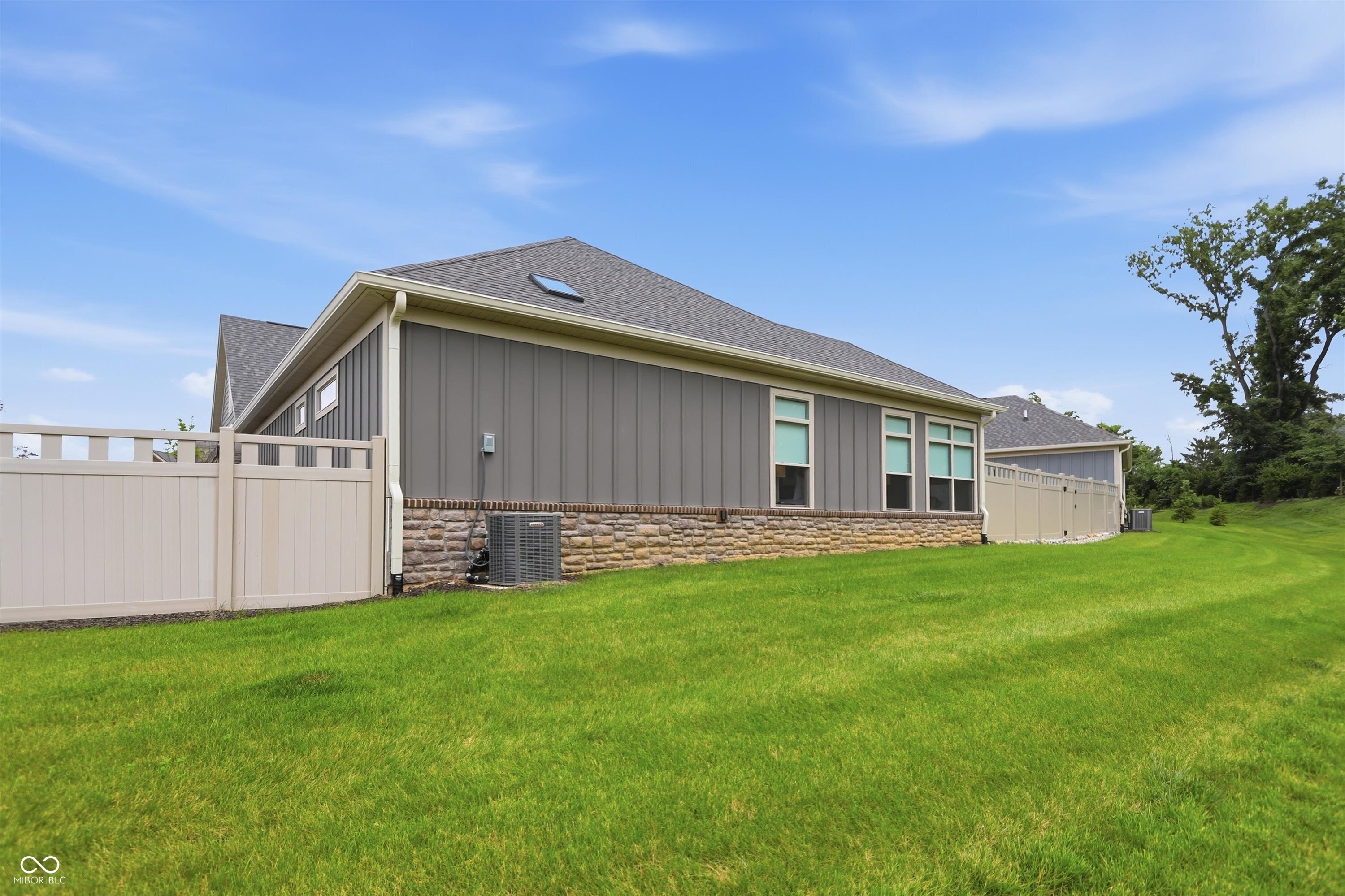 3059 Twain Drive