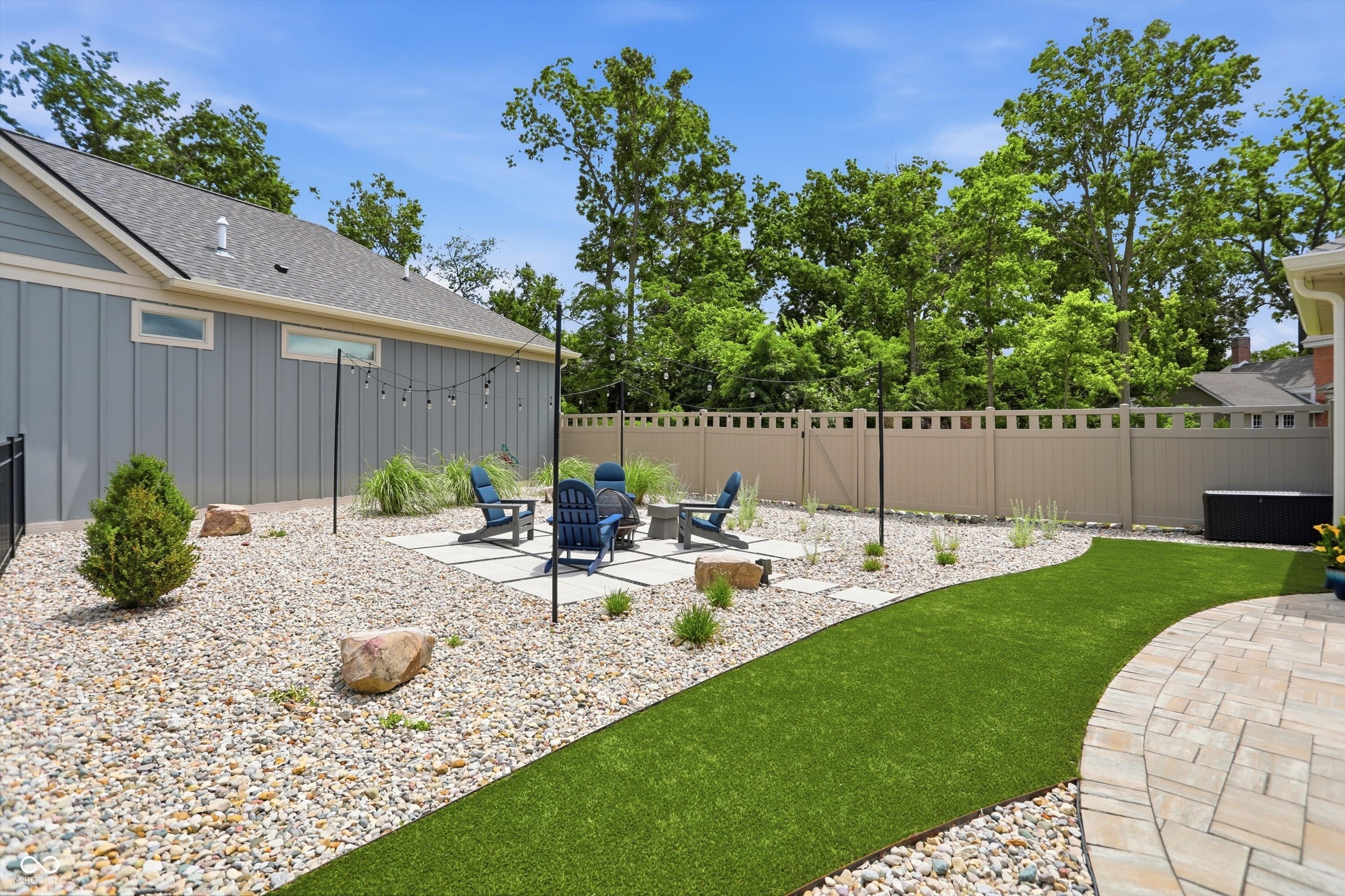 3059 Twain Drive