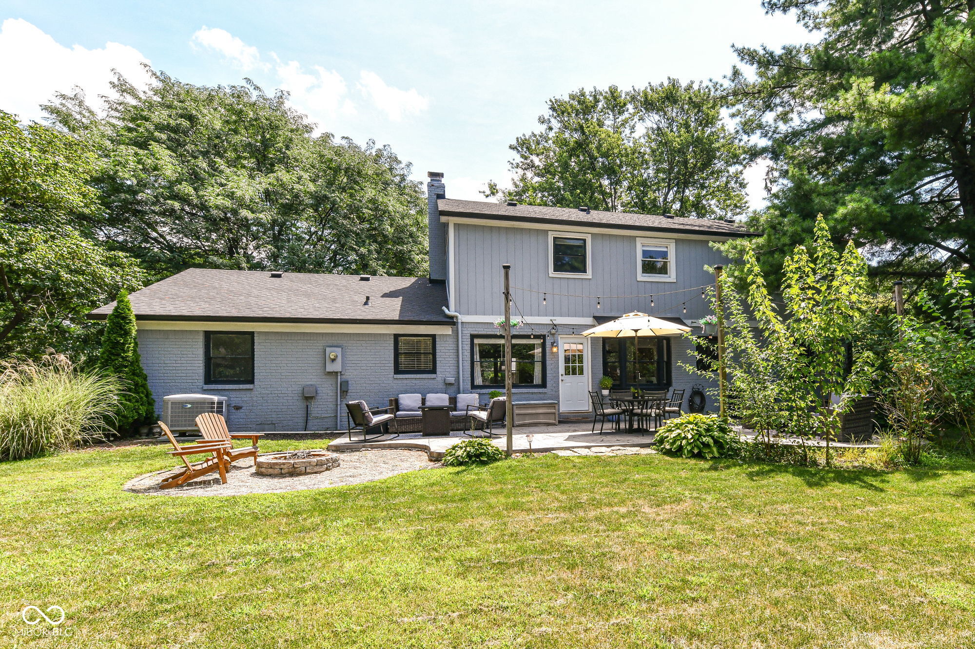 1580 White Ash Drive
