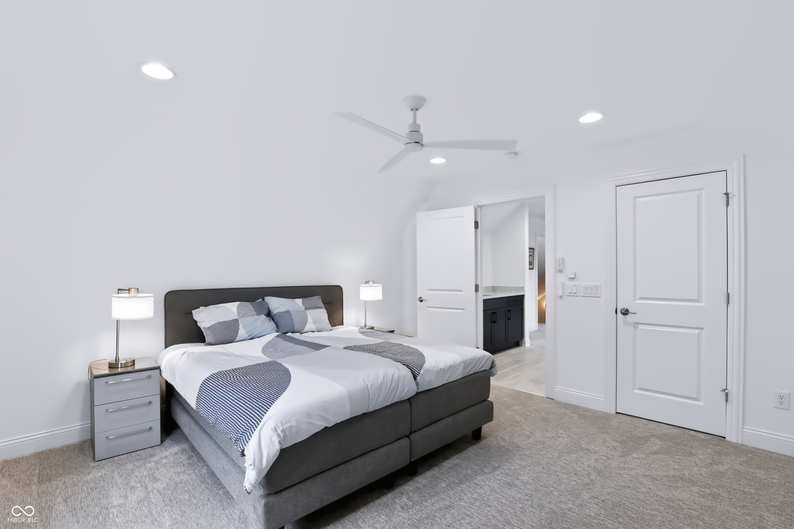14009 Rowling Place