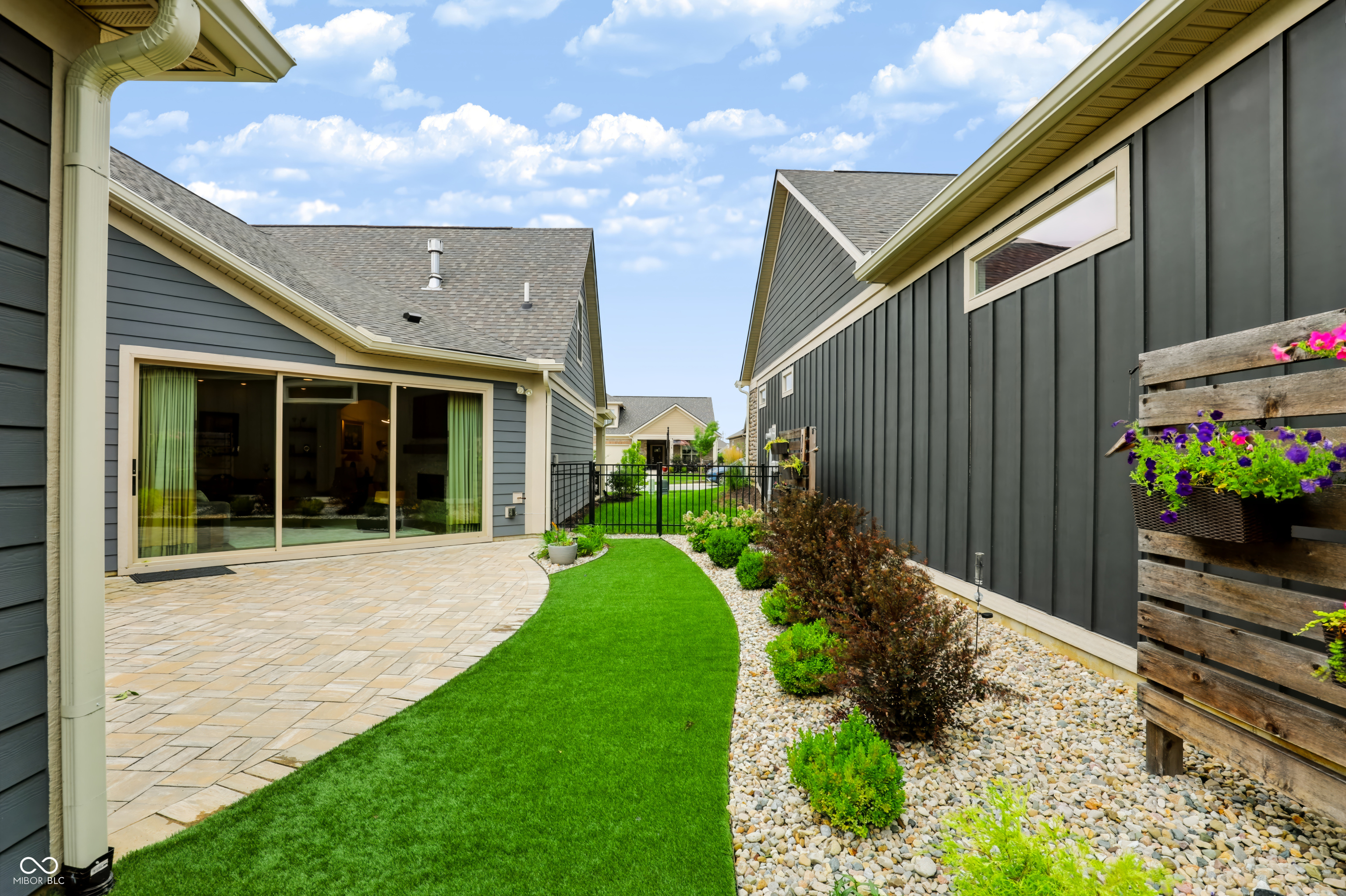 14009 Rowling Place
