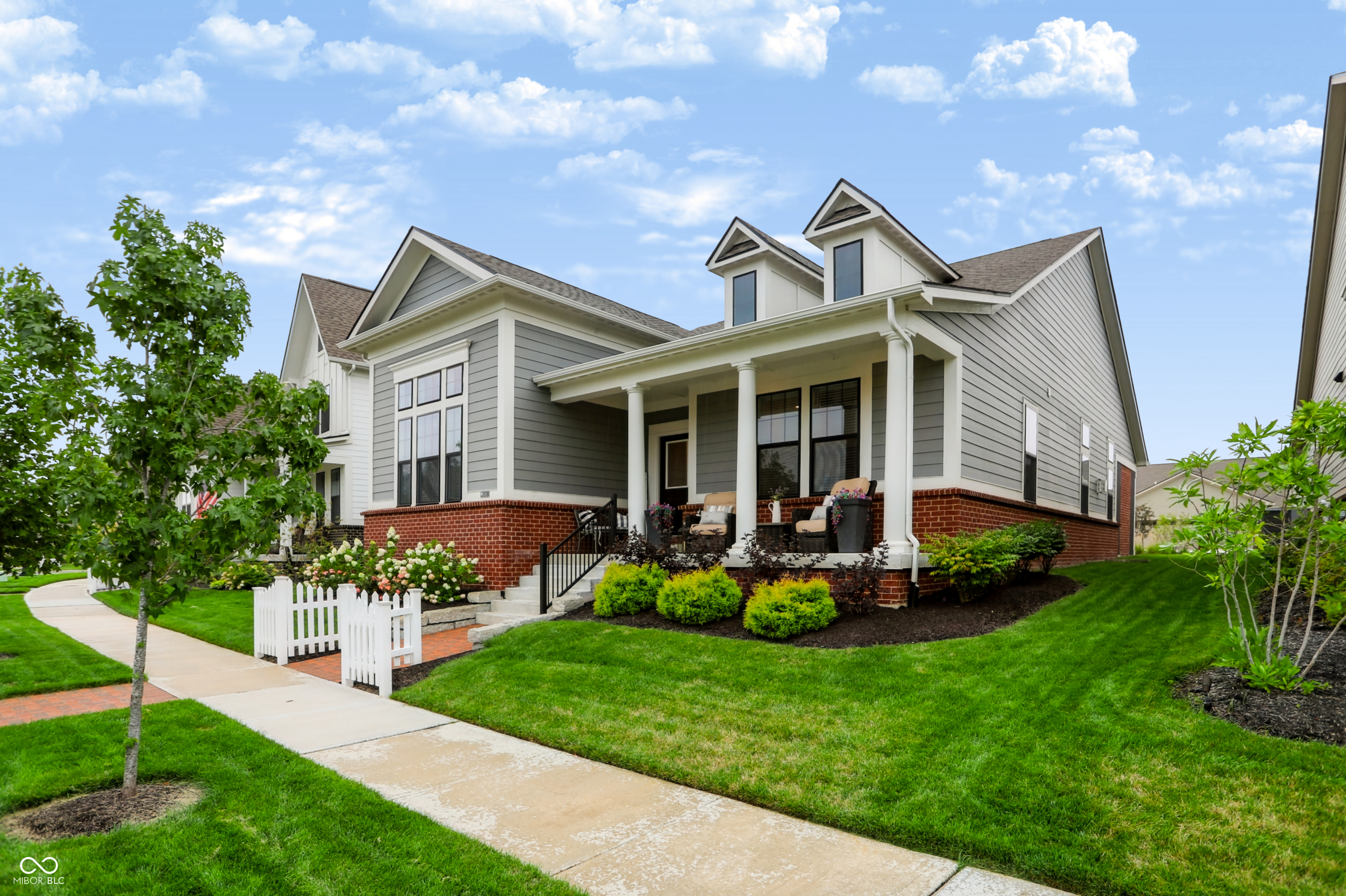 1305 Stonehaven Drive