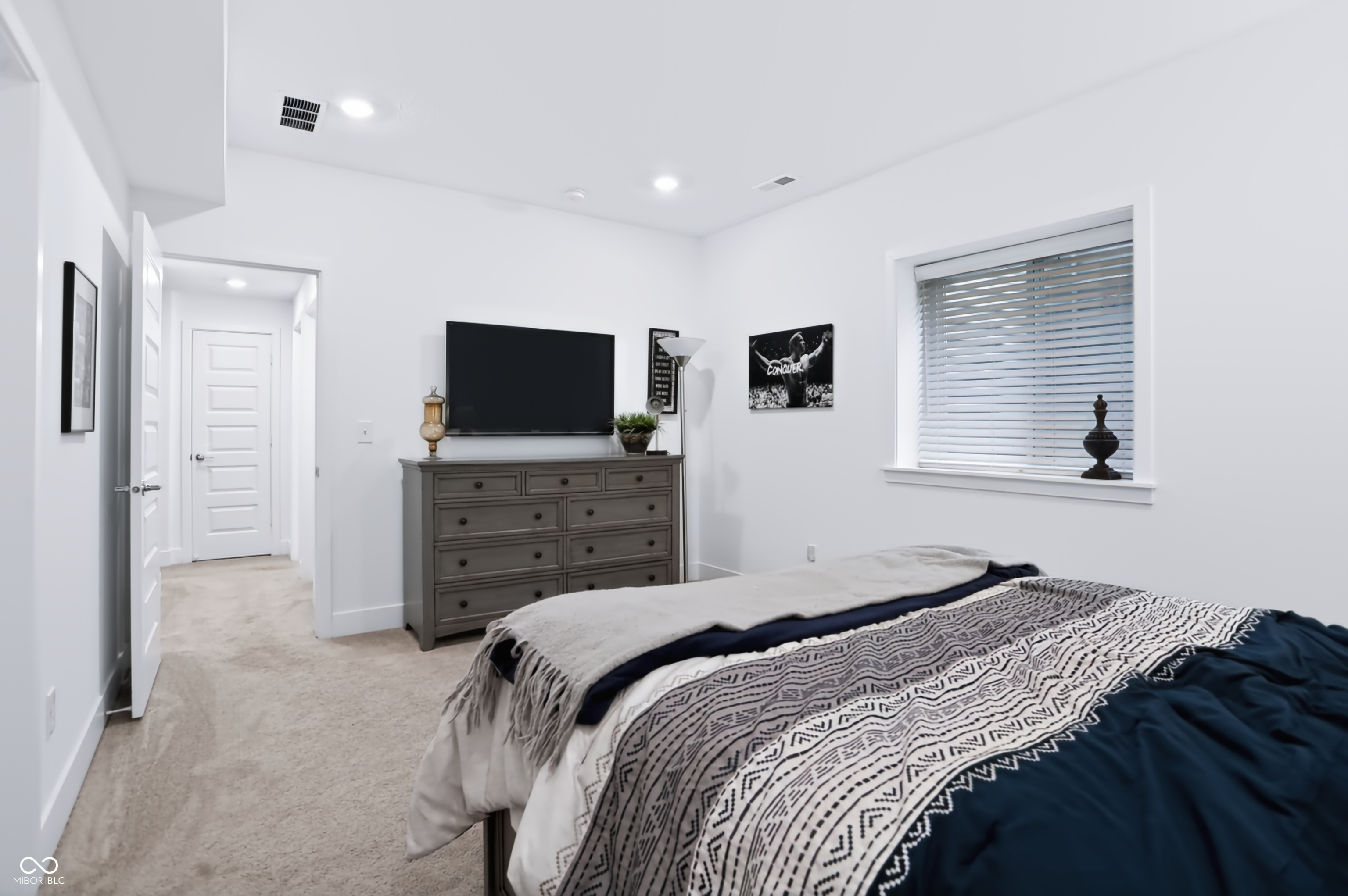 1305 Stonehaven Drive