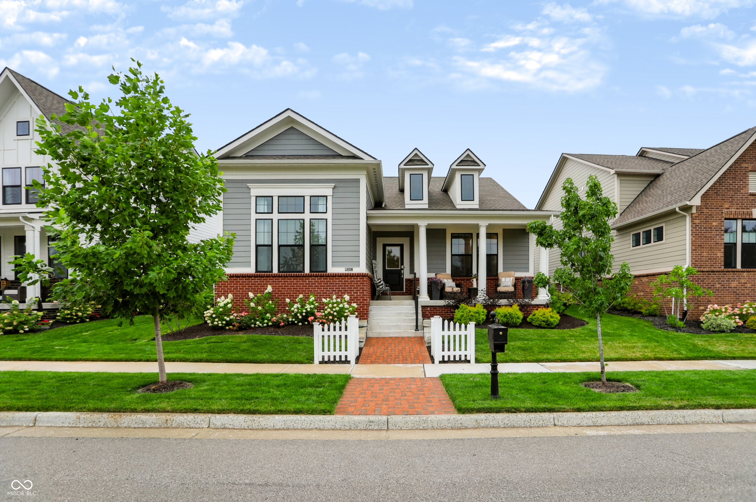 1305 Stonehaven Drive