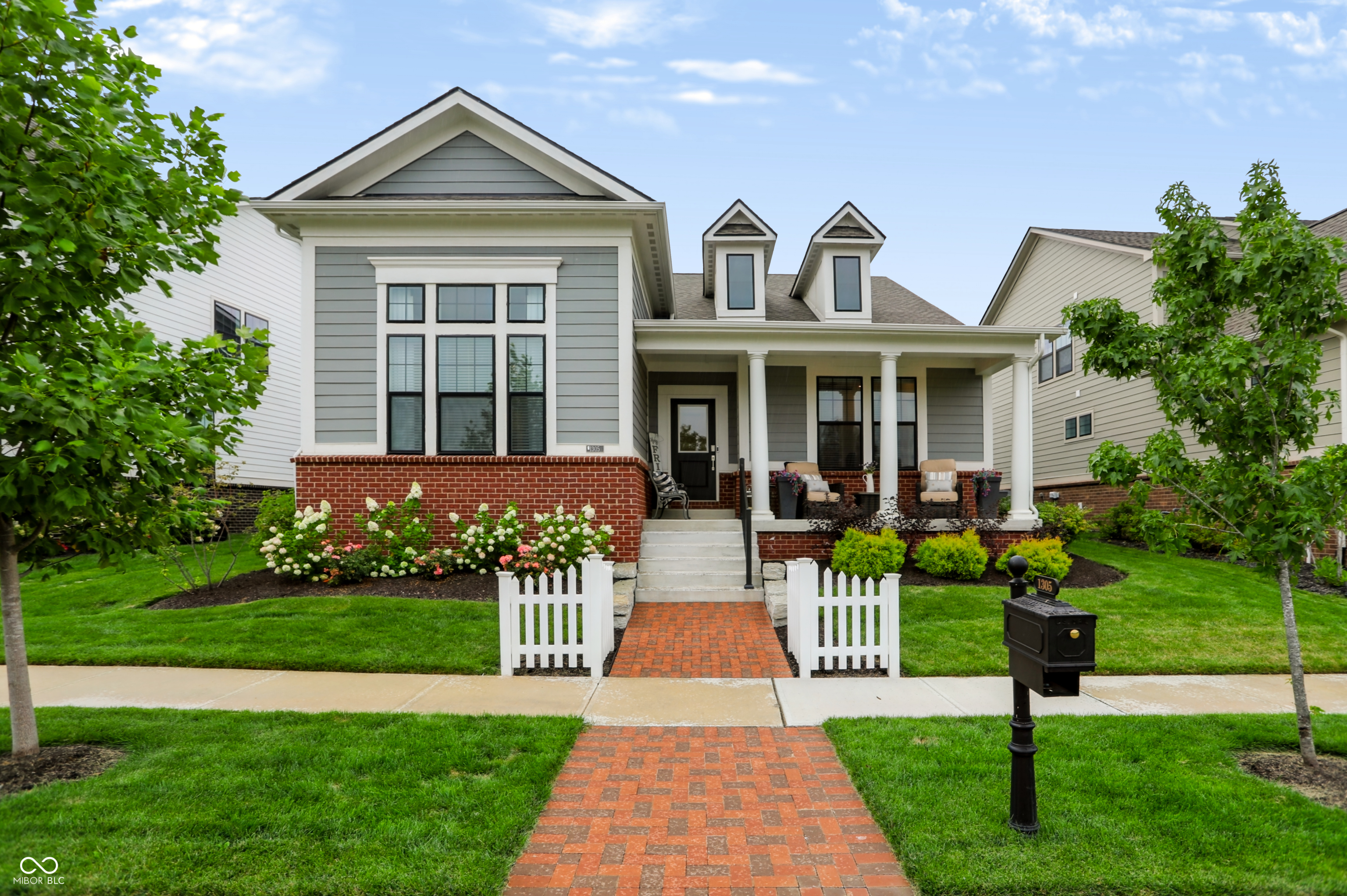 1305 Stonehaven Drive