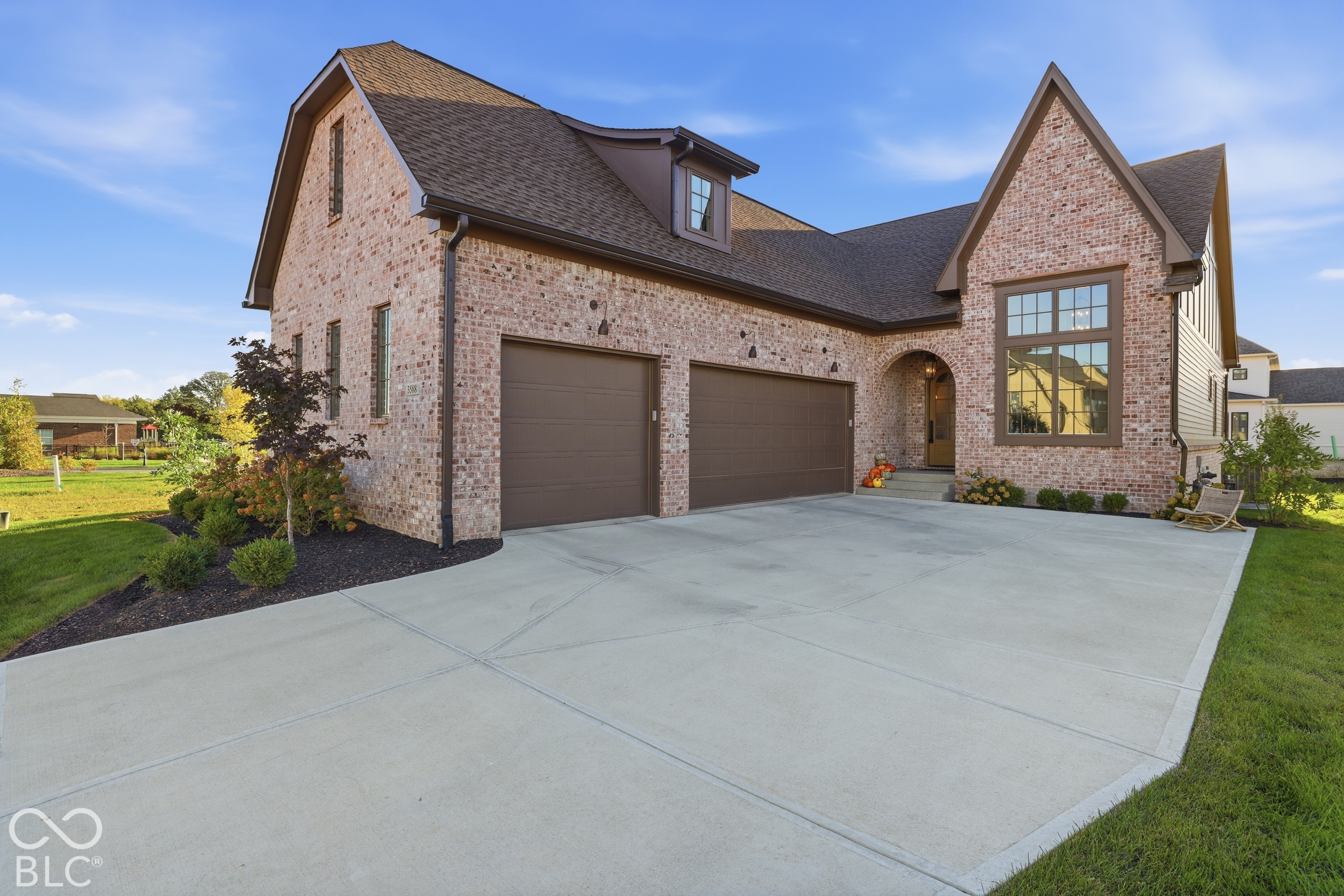 3588 Marketplace Court Zionsville In Us 46077 Mbr22123694