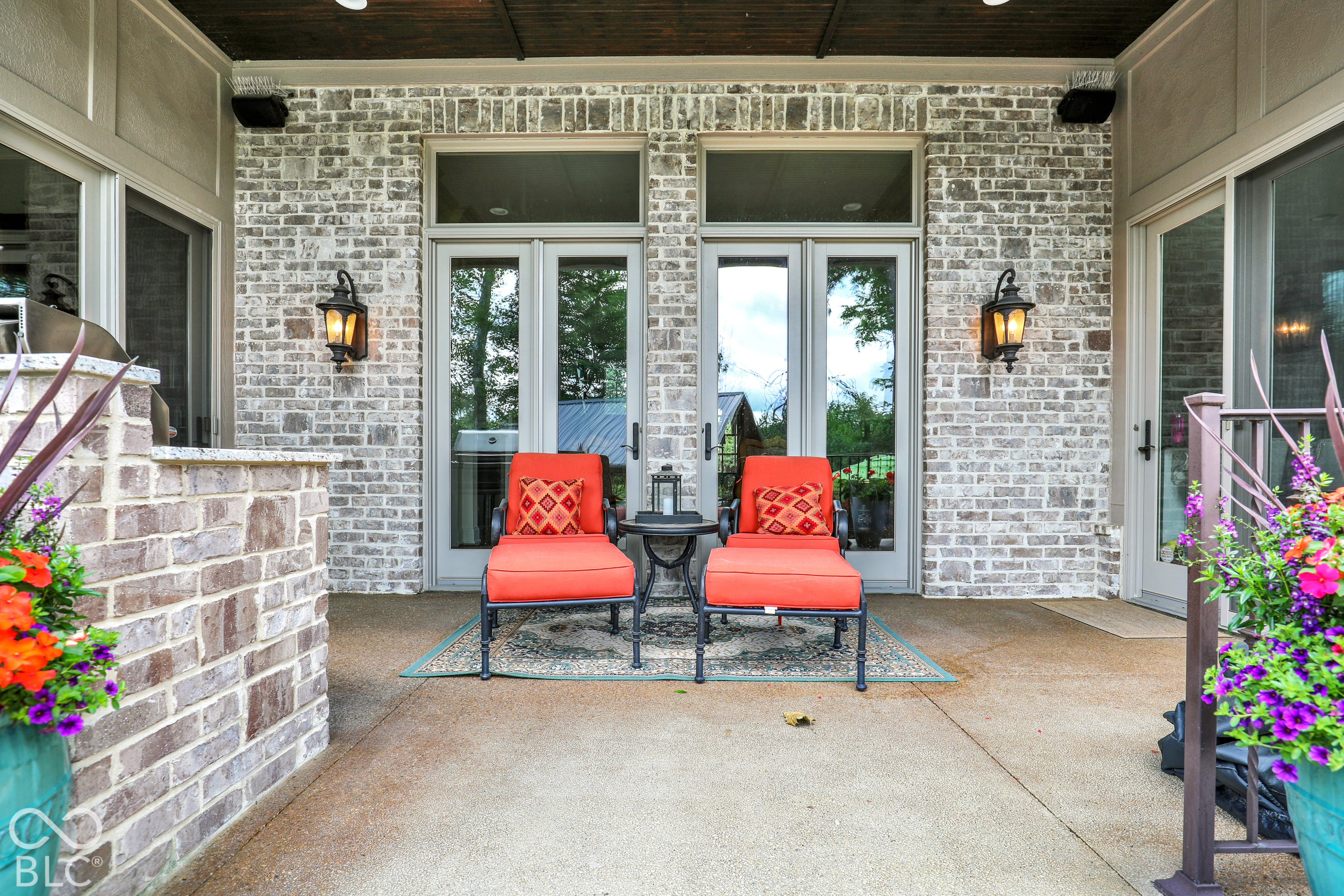 15621 Hidden Oaks Court