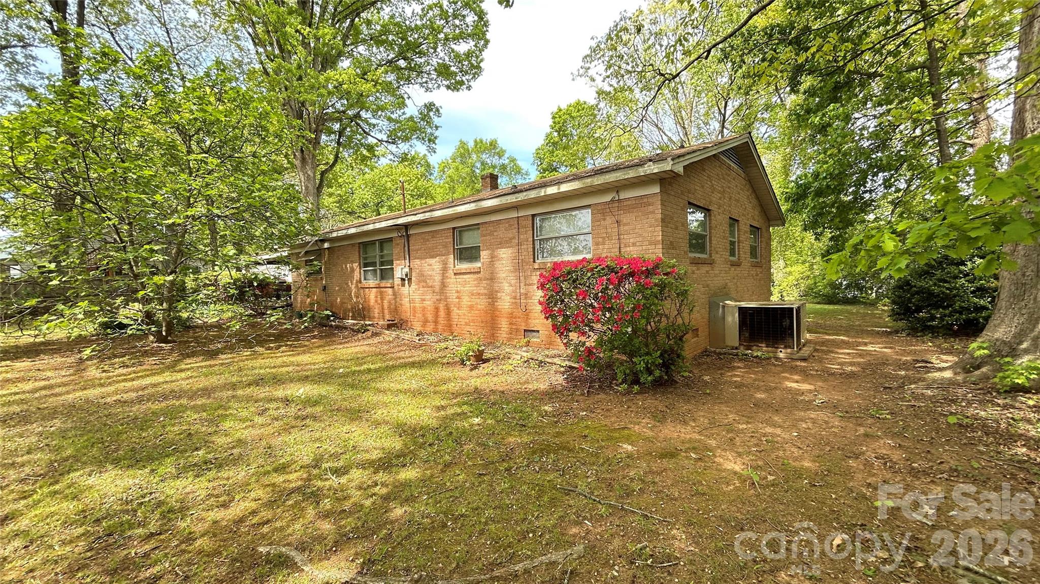 3520 Winslow Drive Unit: 1 & 2