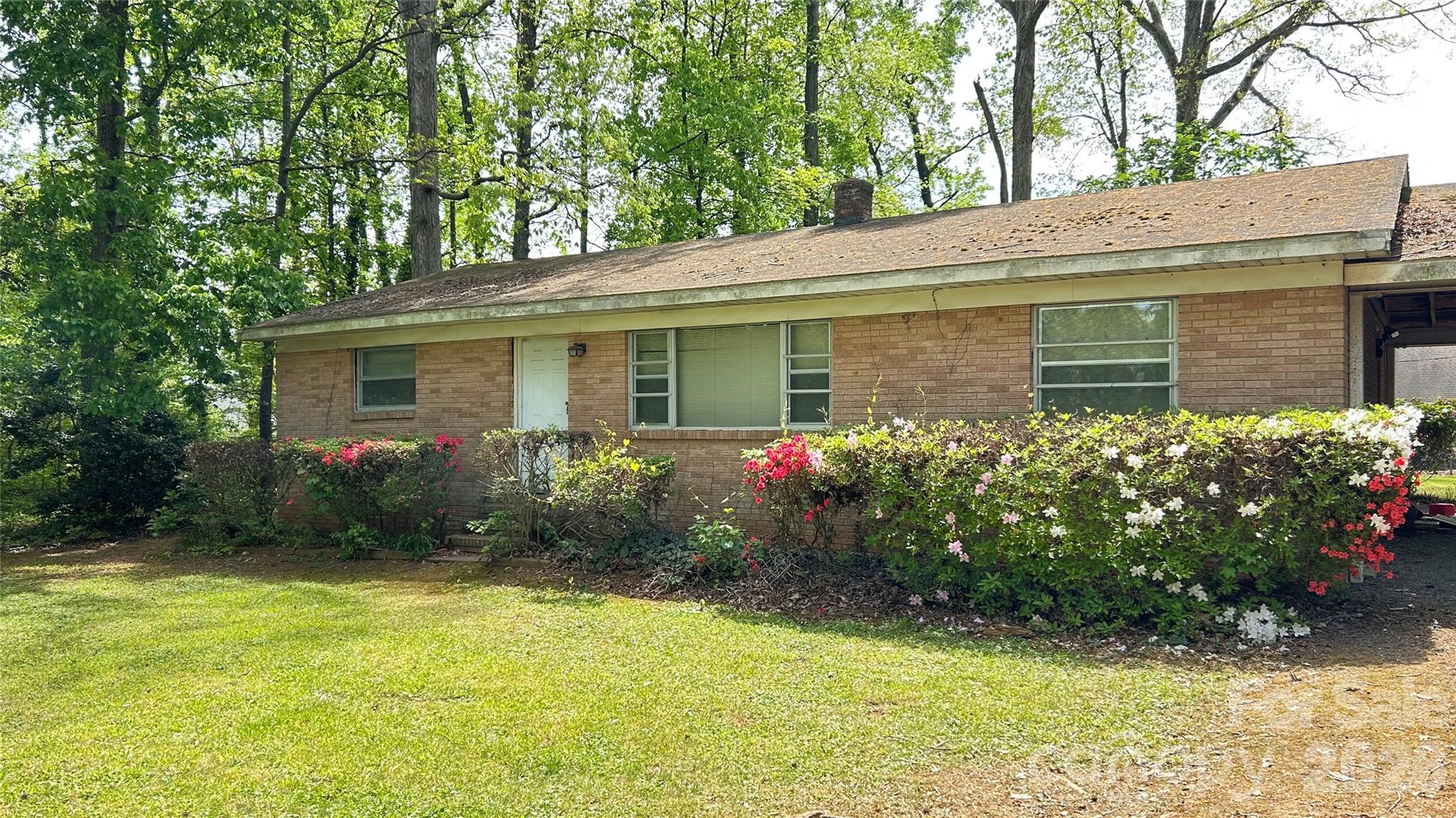 3520 Winslow Drive Unit: 1 & 2