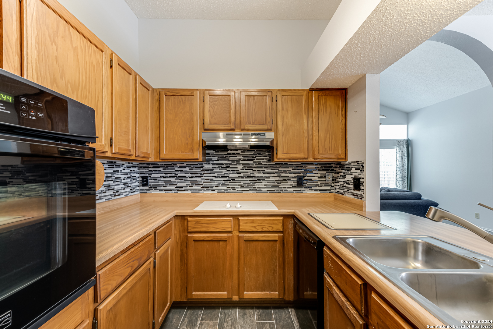 2883 ALMOND FIELD DR