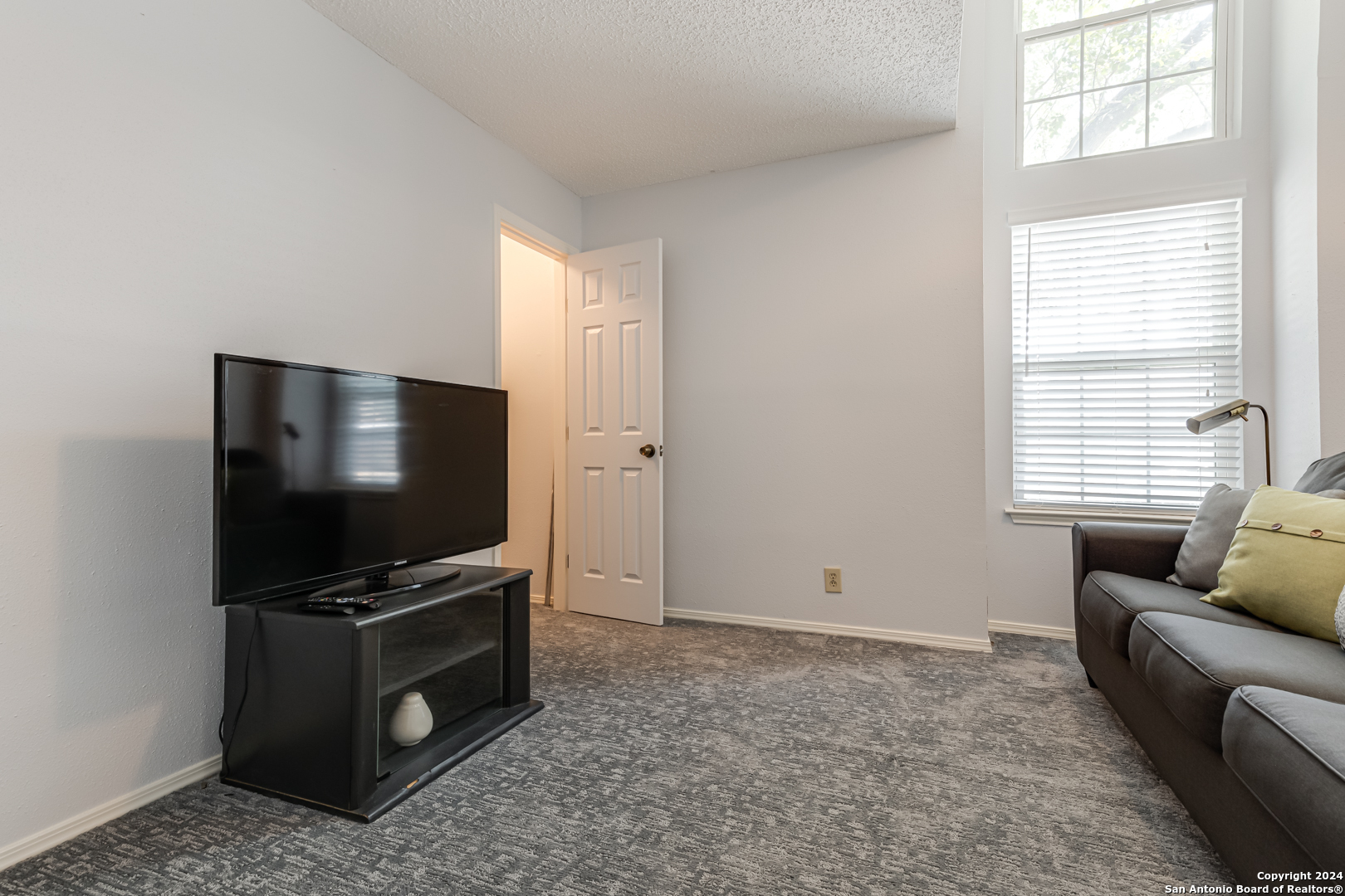2883 ALMOND FIELD DR