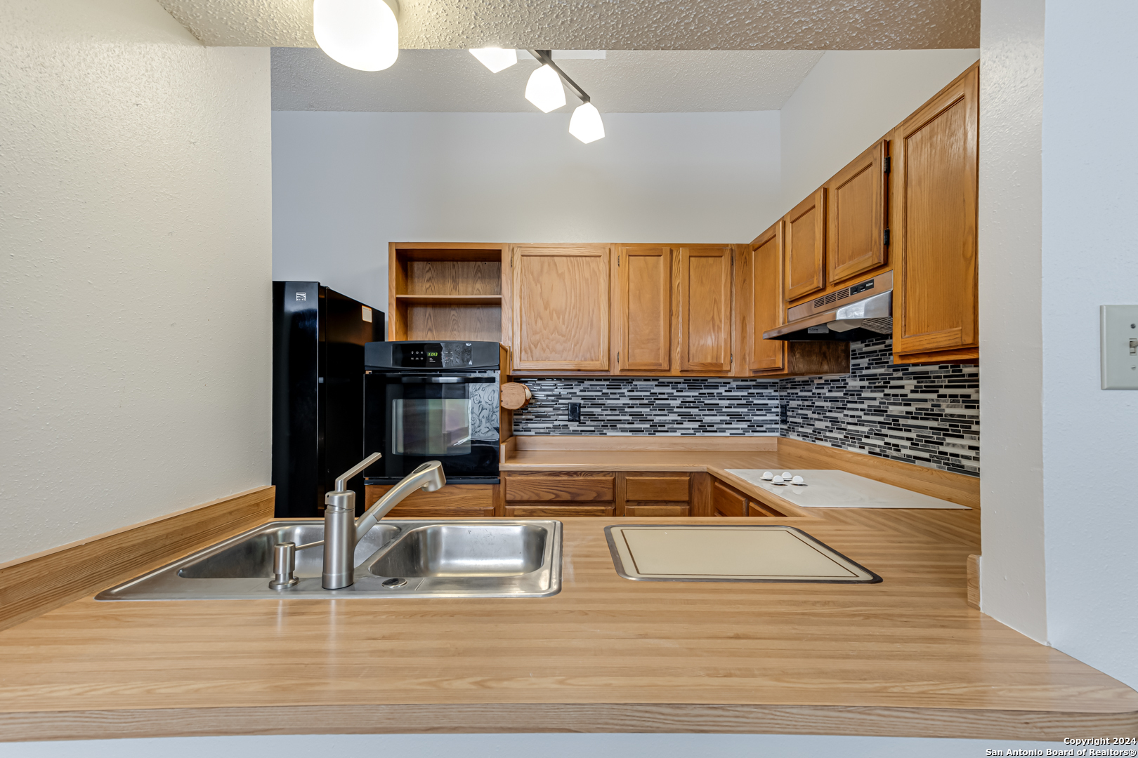 2883 ALMOND FIELD DR