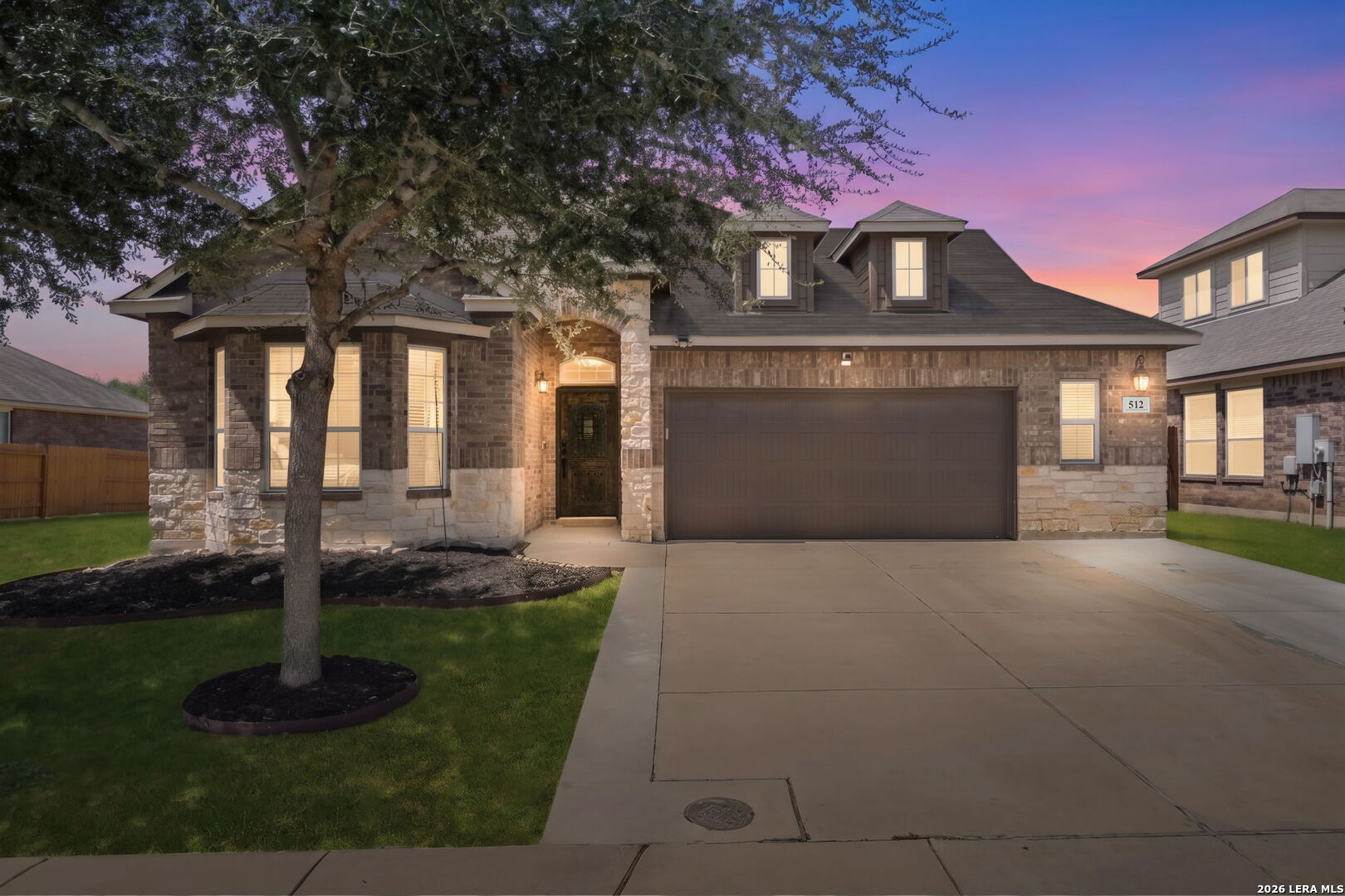 512 BISON LN