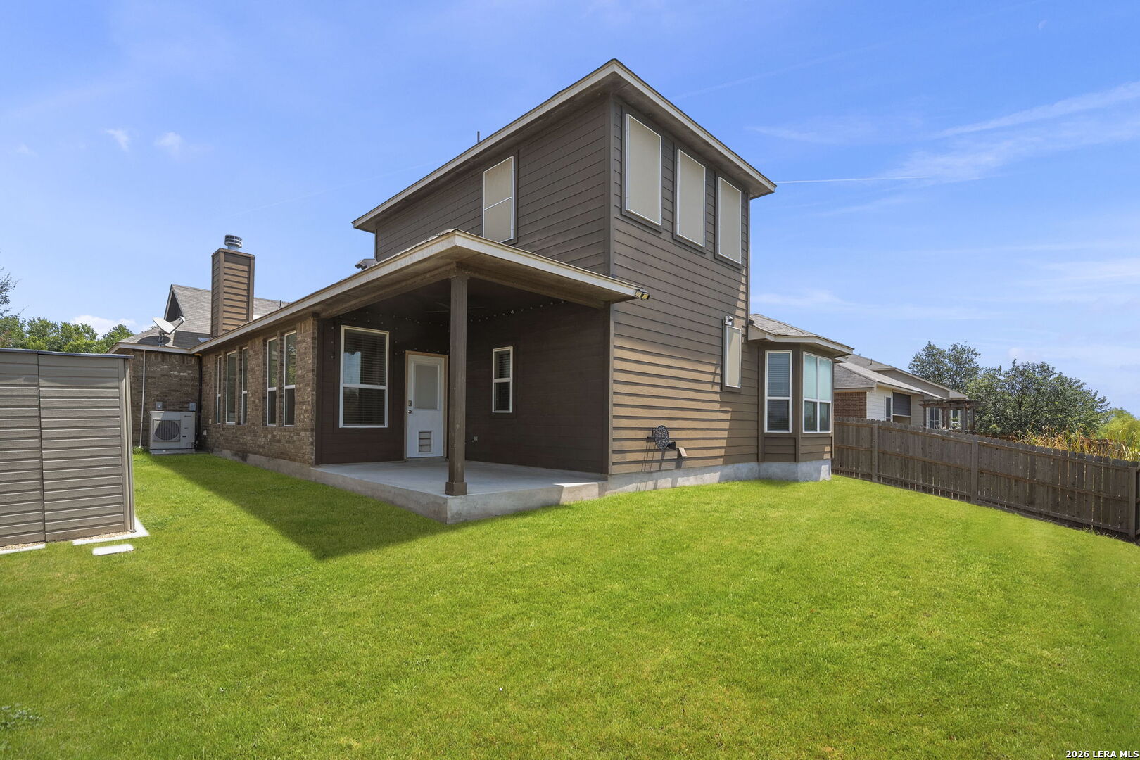 512 BISON LN