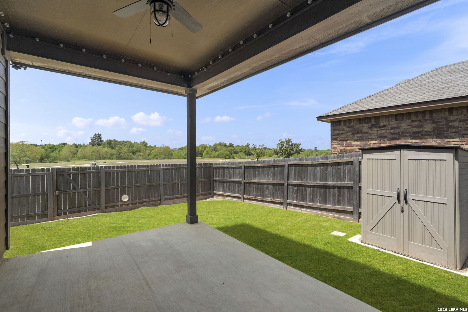 512 BISON LN