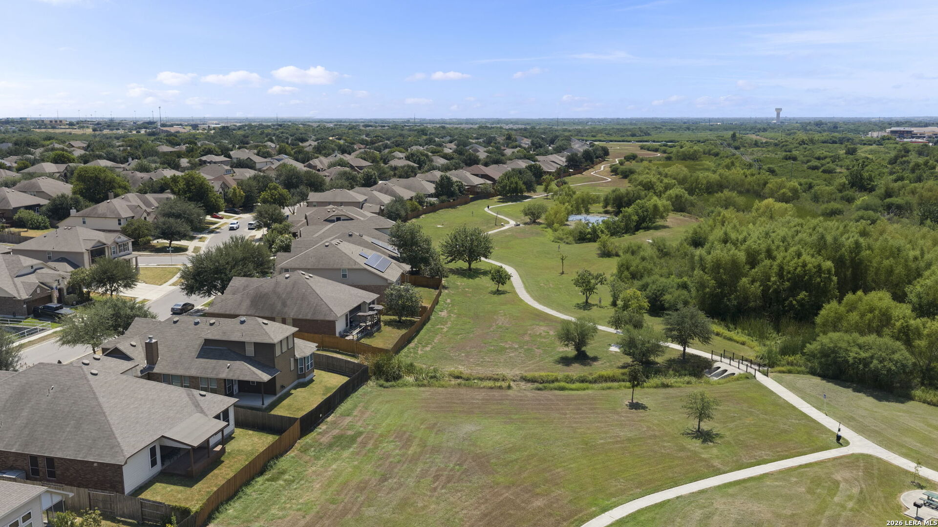 512 BISON LN