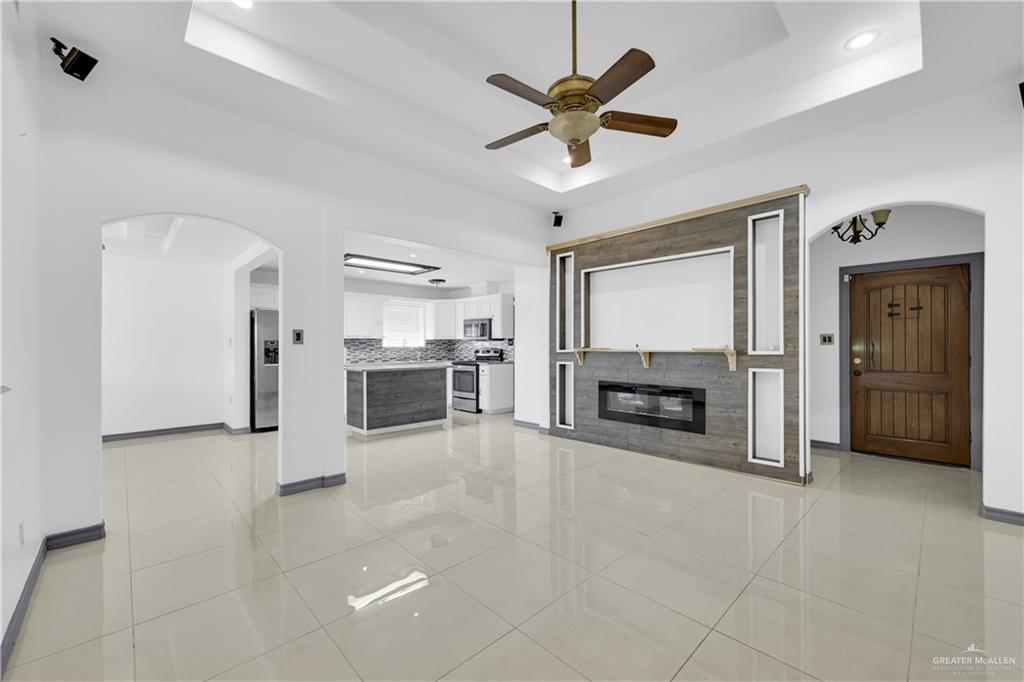 2110 El Cielo Lindo Court