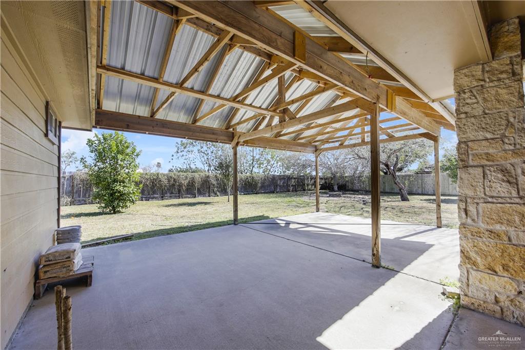 2110 El Cielo Lindo Court