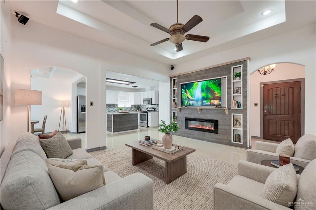 2110 El Cielo Lindo Court