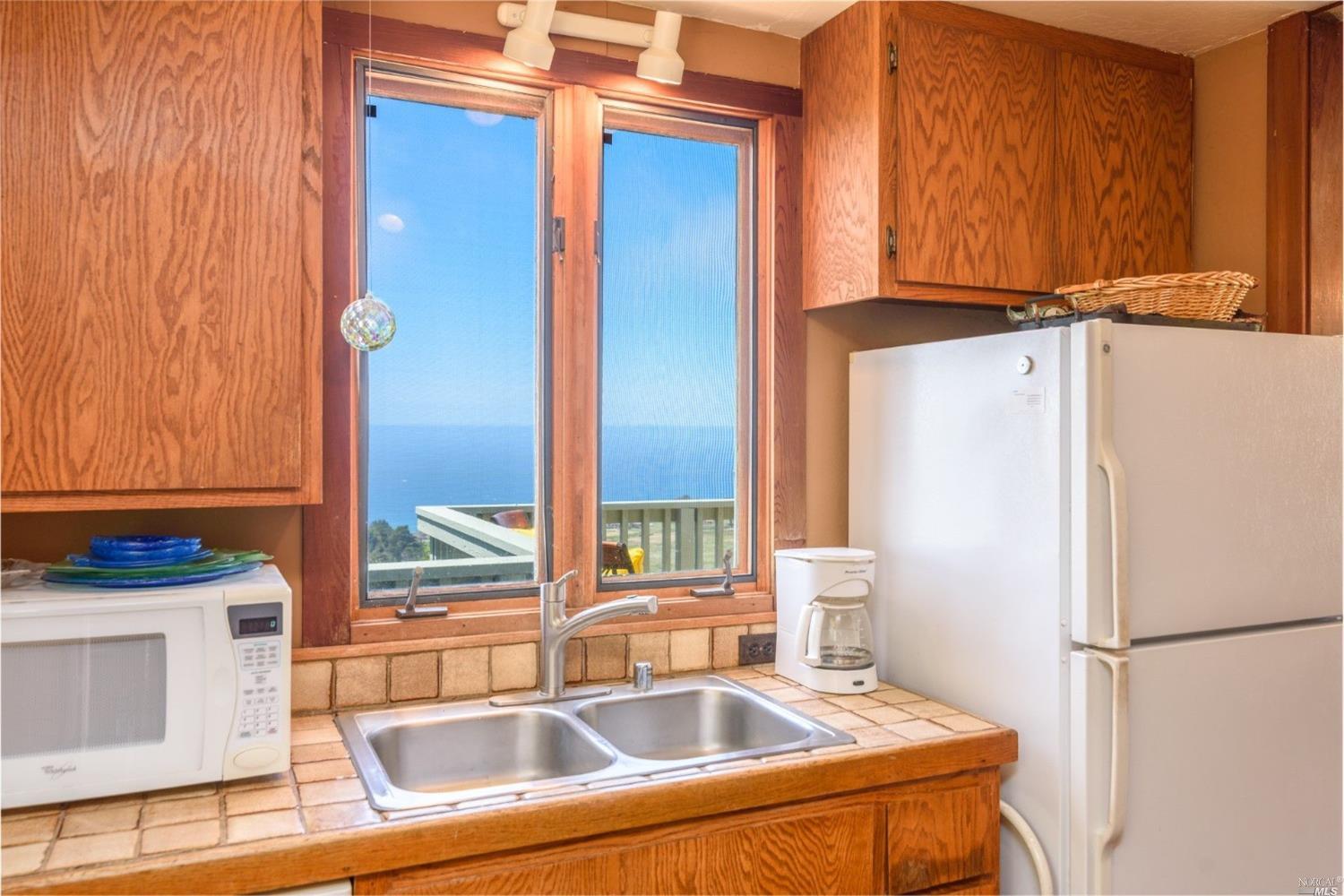 43501 Hillcrest Dr #14