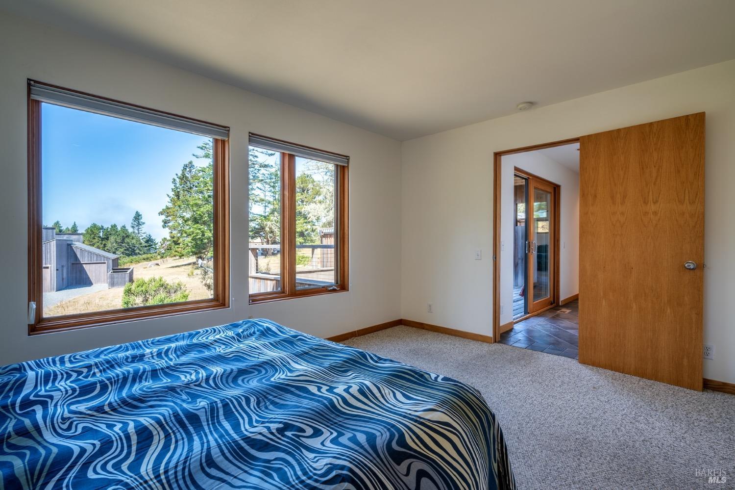 350 Conifer Close Rd