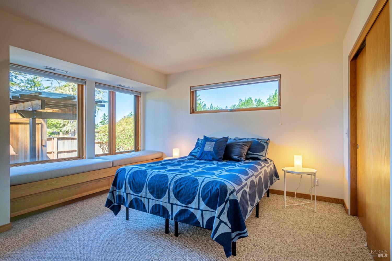 350 Conifer Close Rd